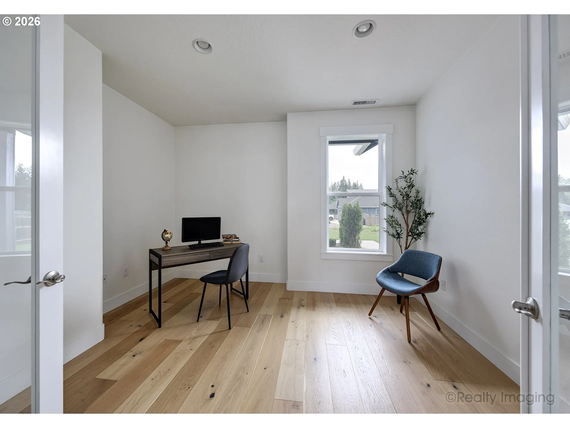 Den/Office-Main