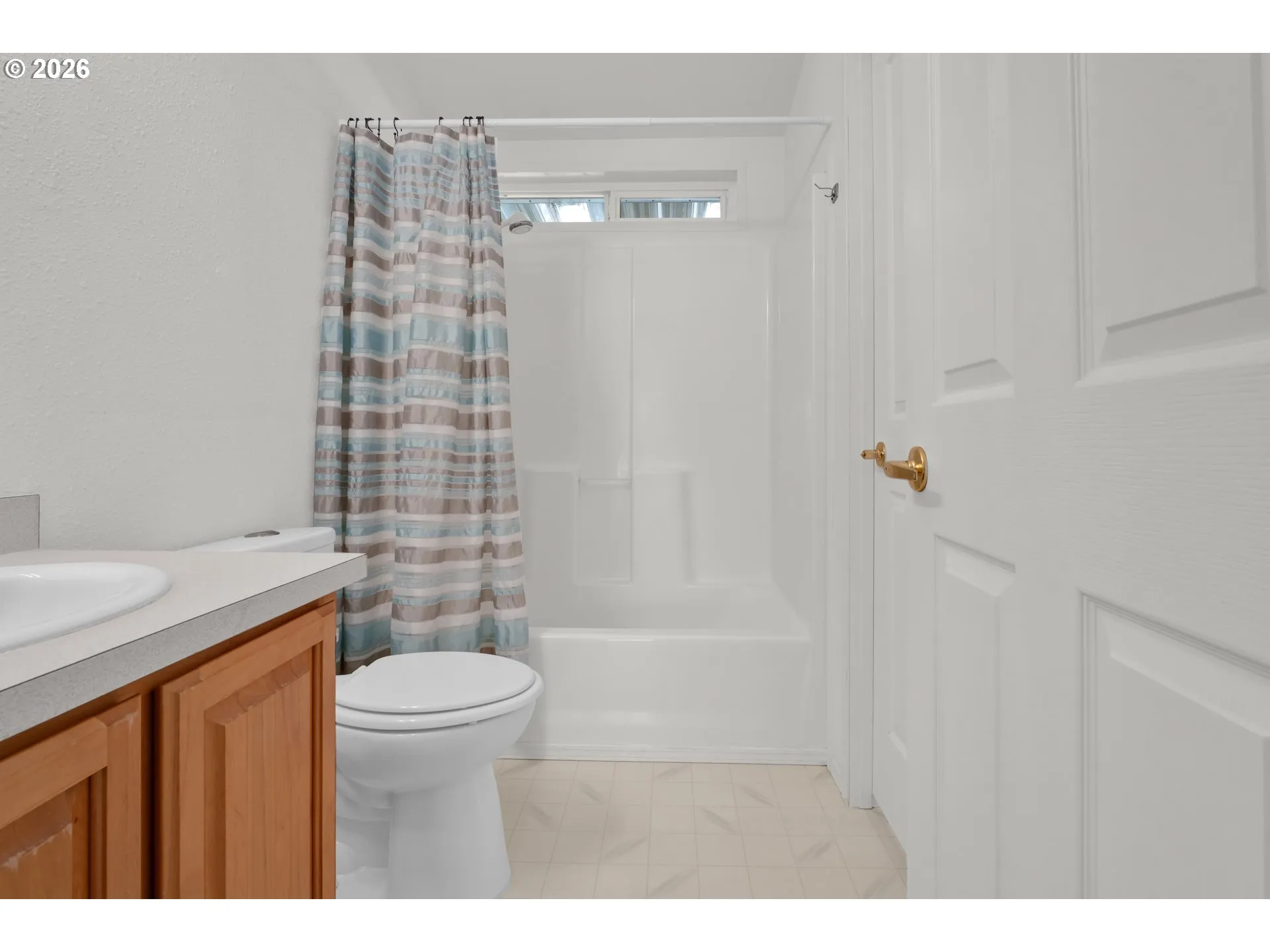 Bathroom-Hall