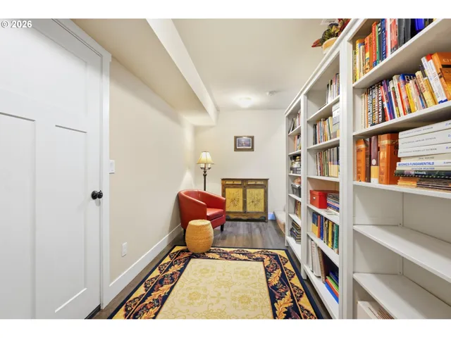 Bonus Room-Lower
