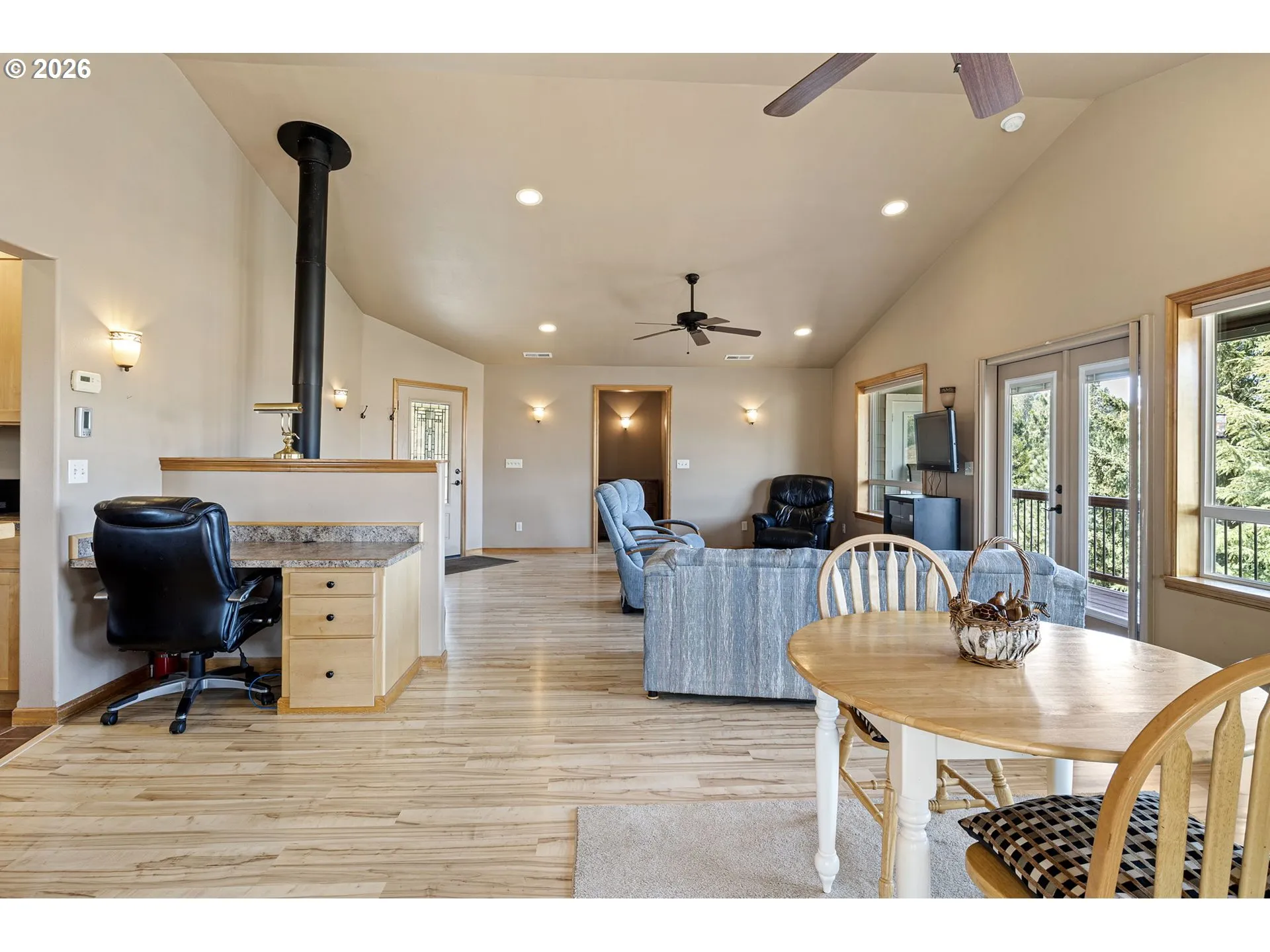 Living Room/Dining Room
