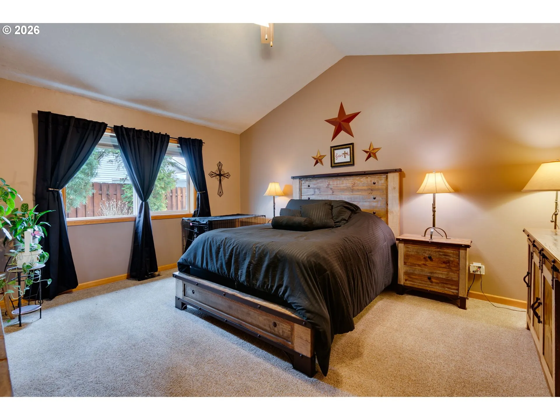 Bedroom, Owner's Suite-Main