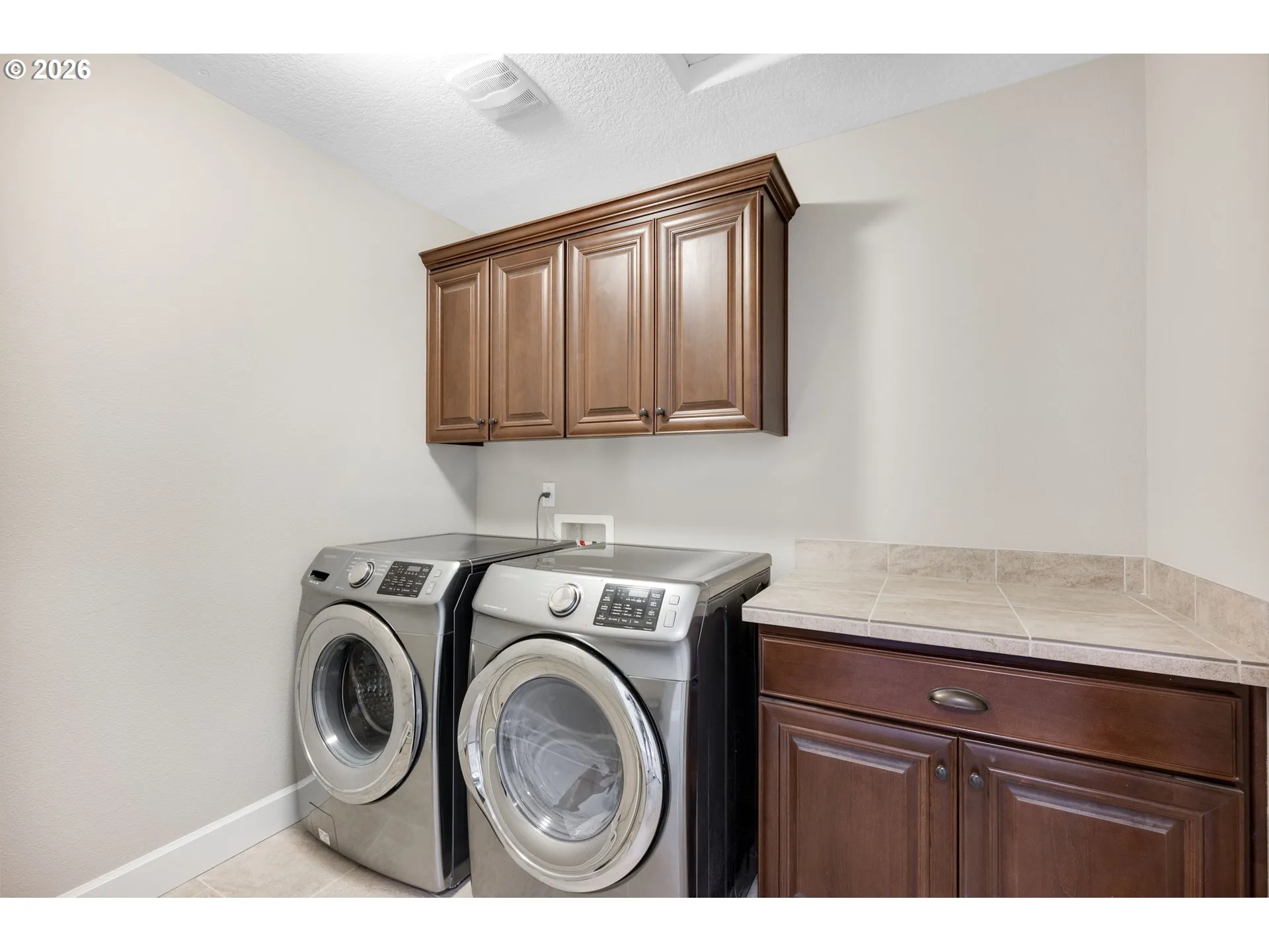 Laundry-Upper
