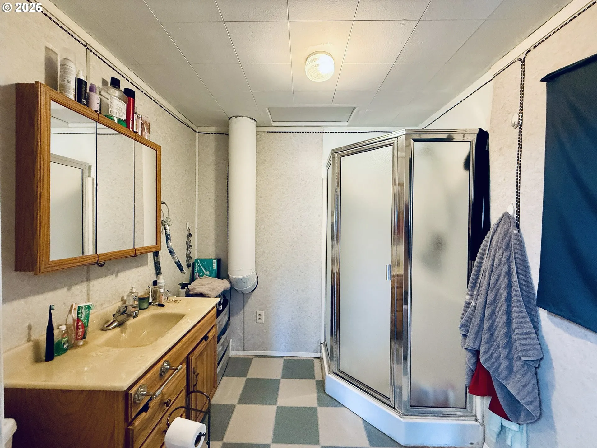 Bathroom, Attached-Upper