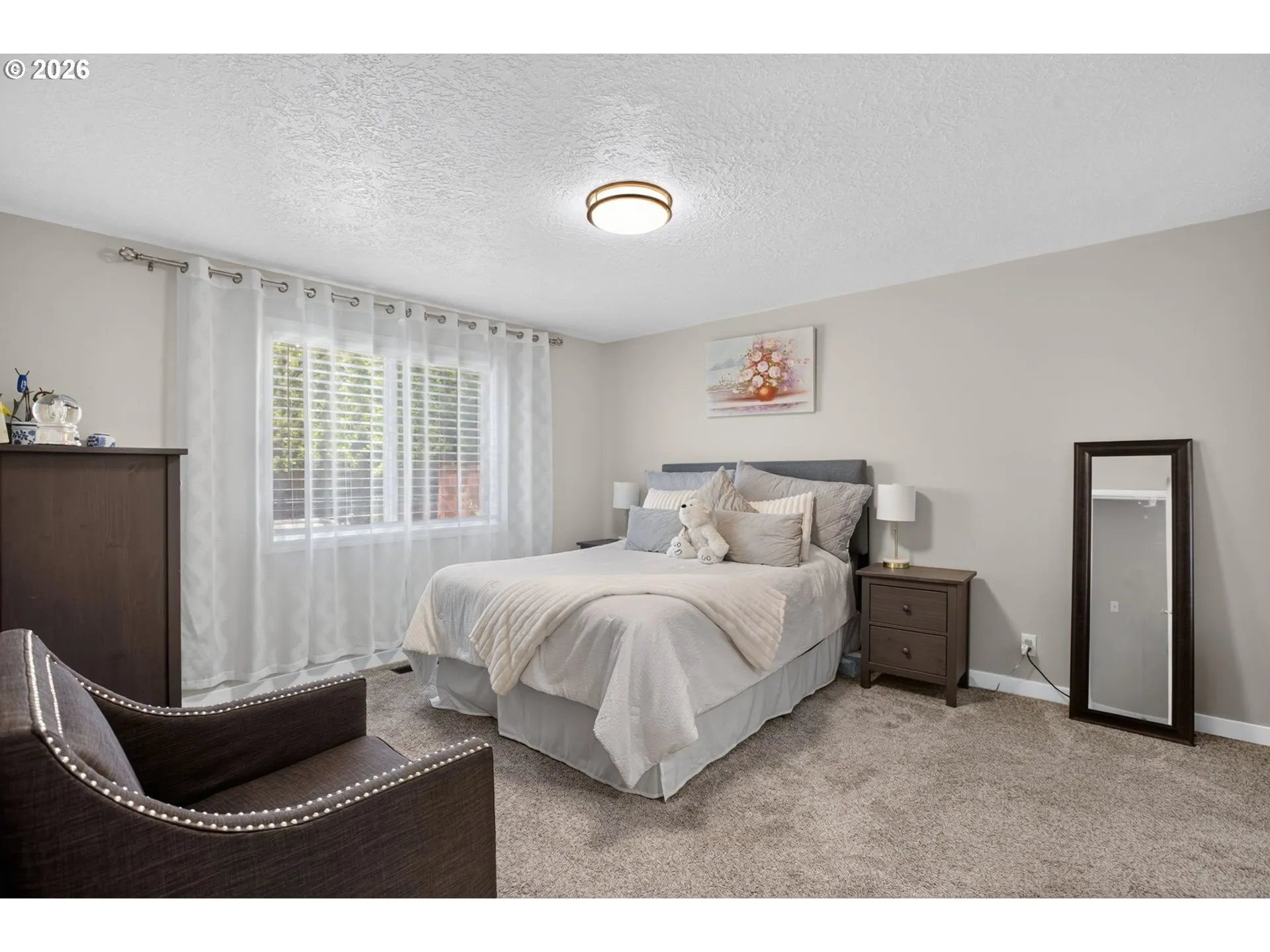 Bedroom, Owner's Suite-Main