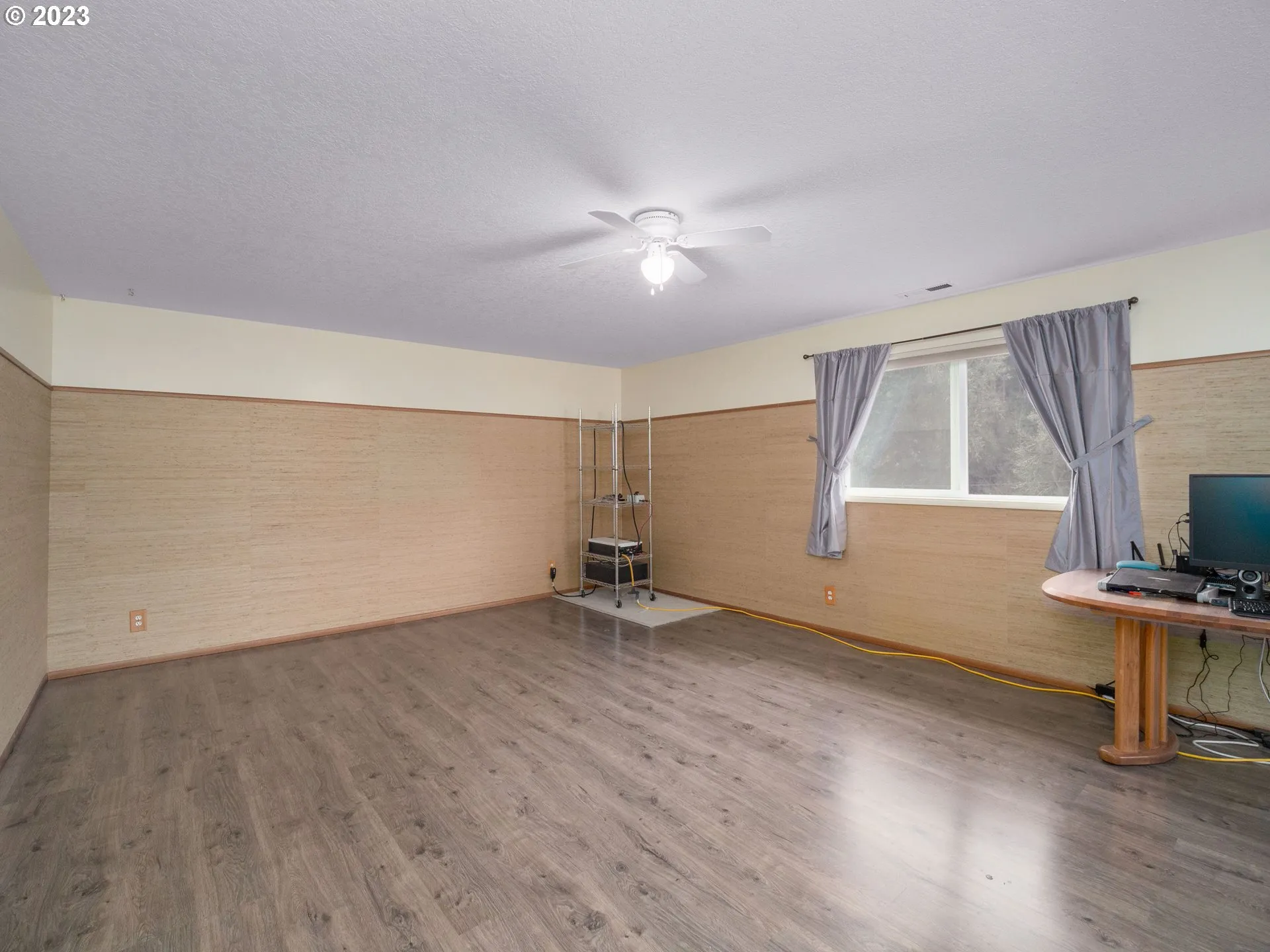 Bedroom-Upper