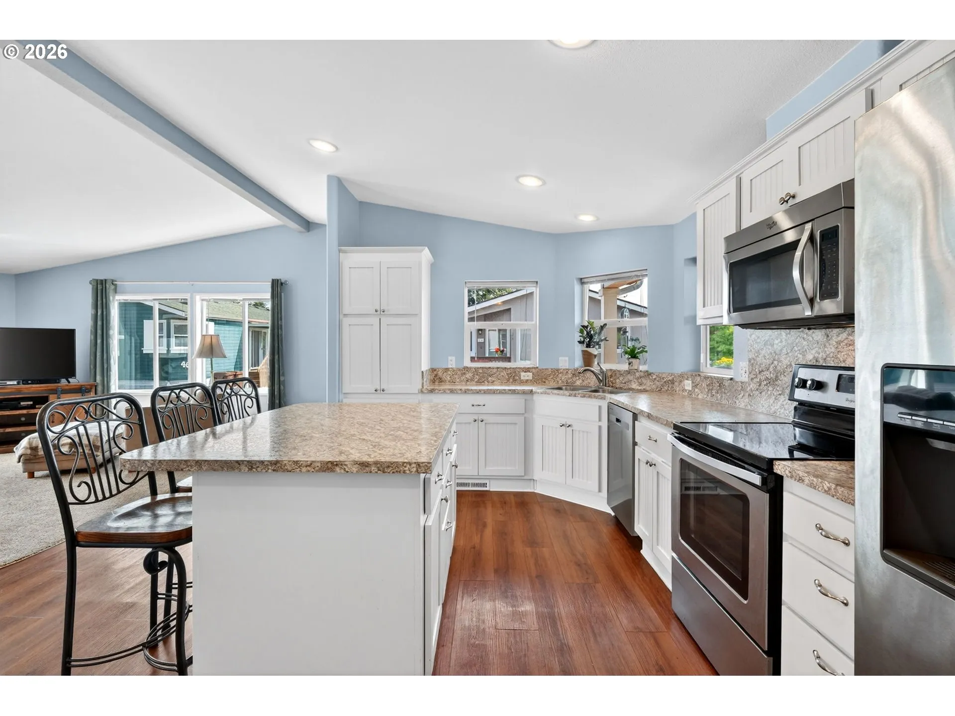 Kitchen-Island