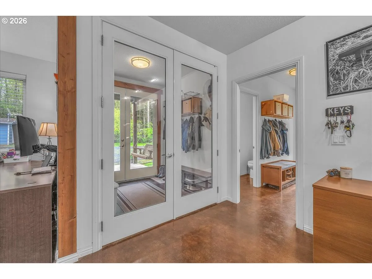 Entrance/Foyer