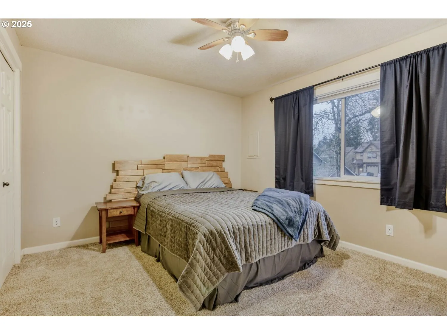 Bedroom, Primary-Ceiling Fan