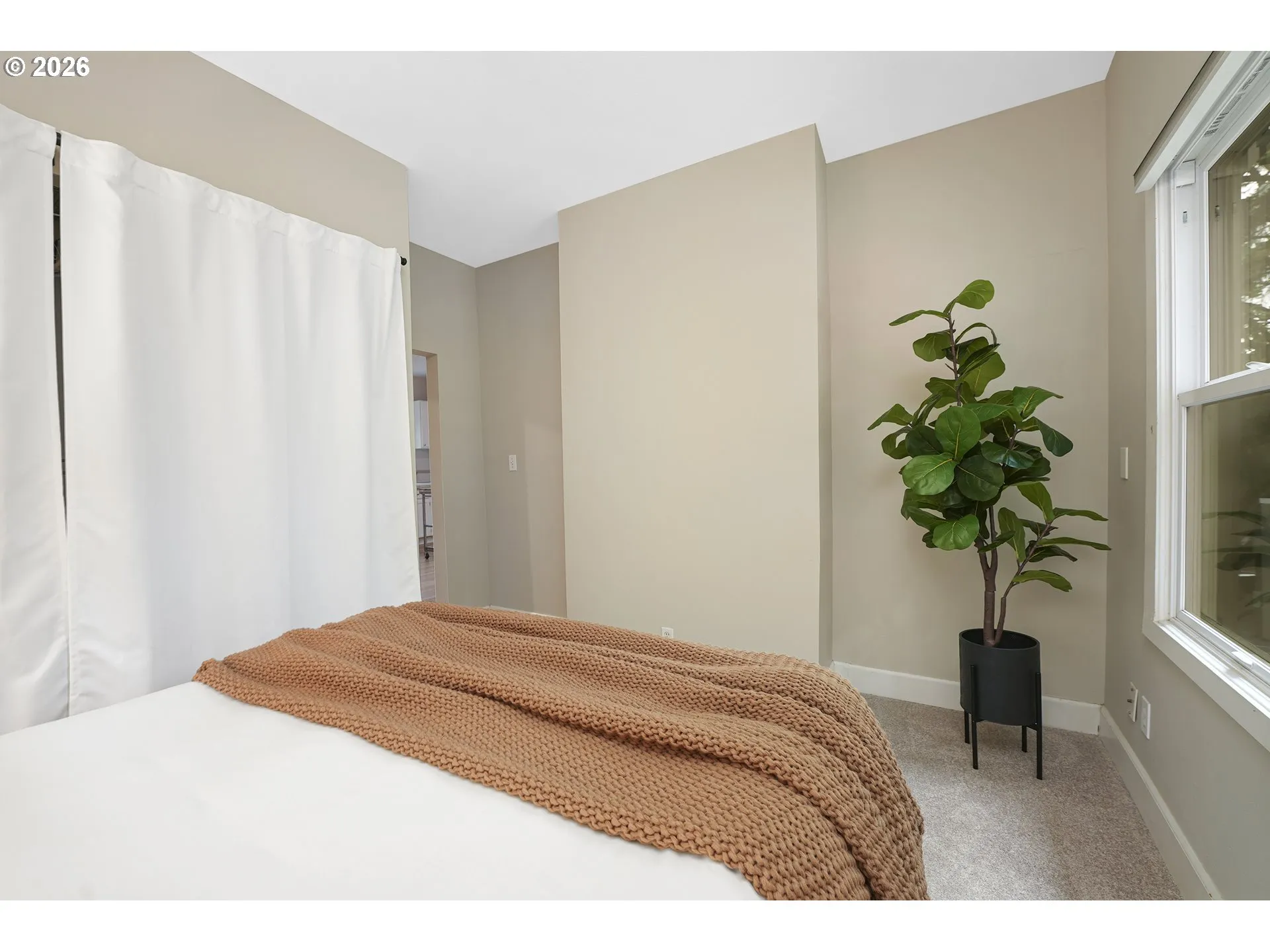 Bedroom-Upper