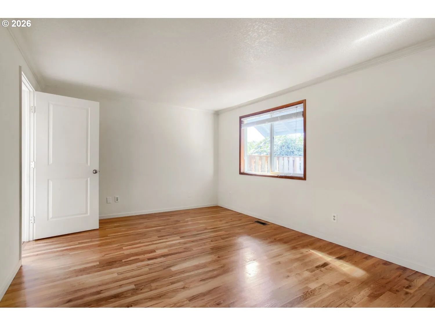Bedroom, Primary