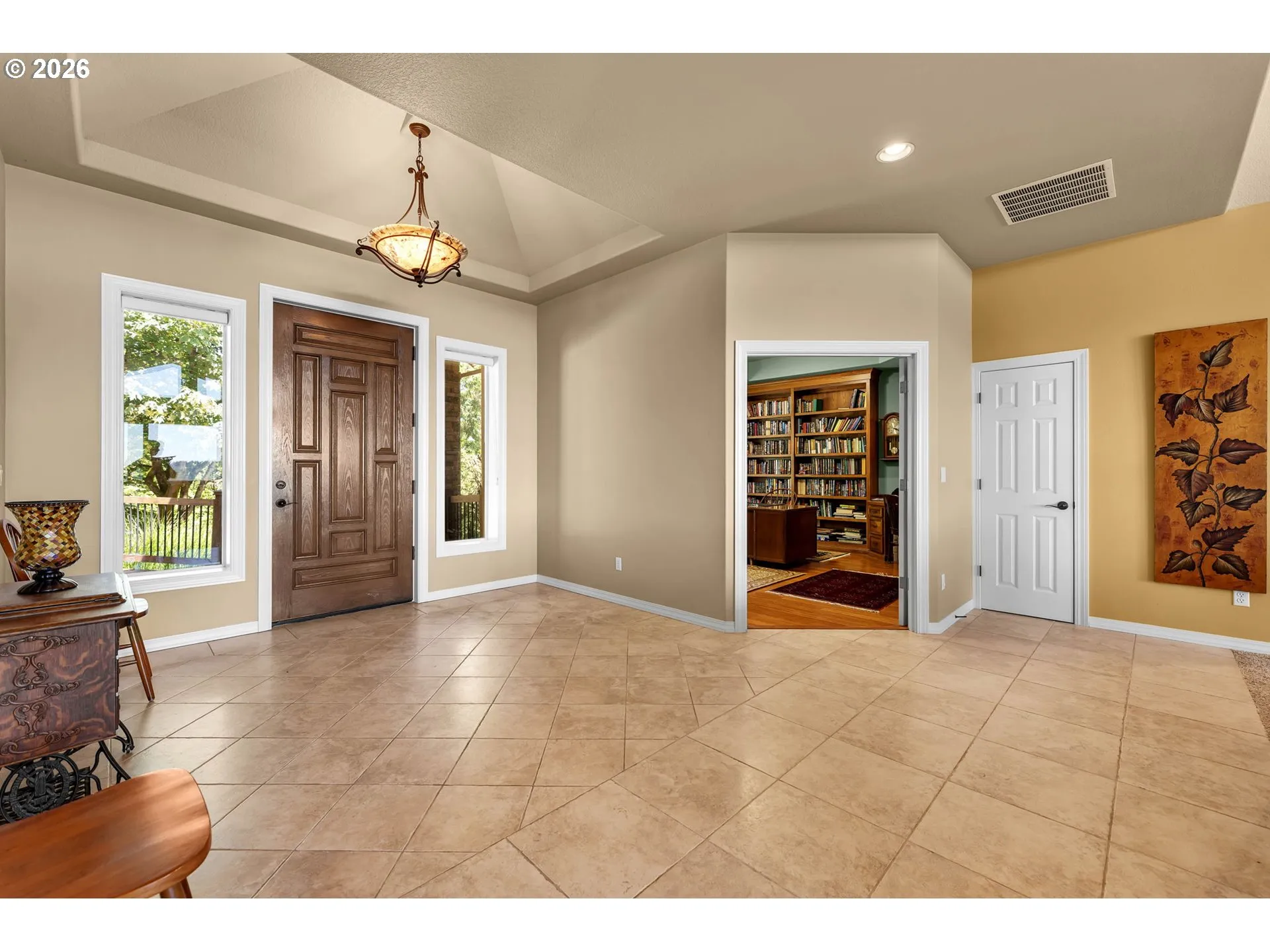 Entrance/Foyer