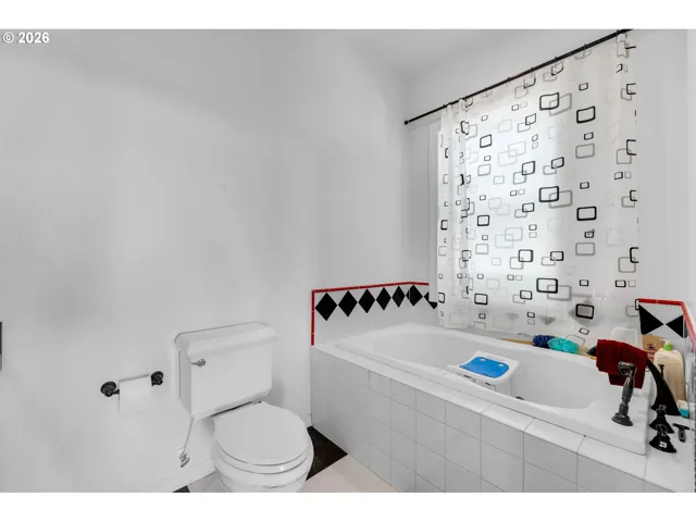 Primary Bedroom-Attached Bathroom
