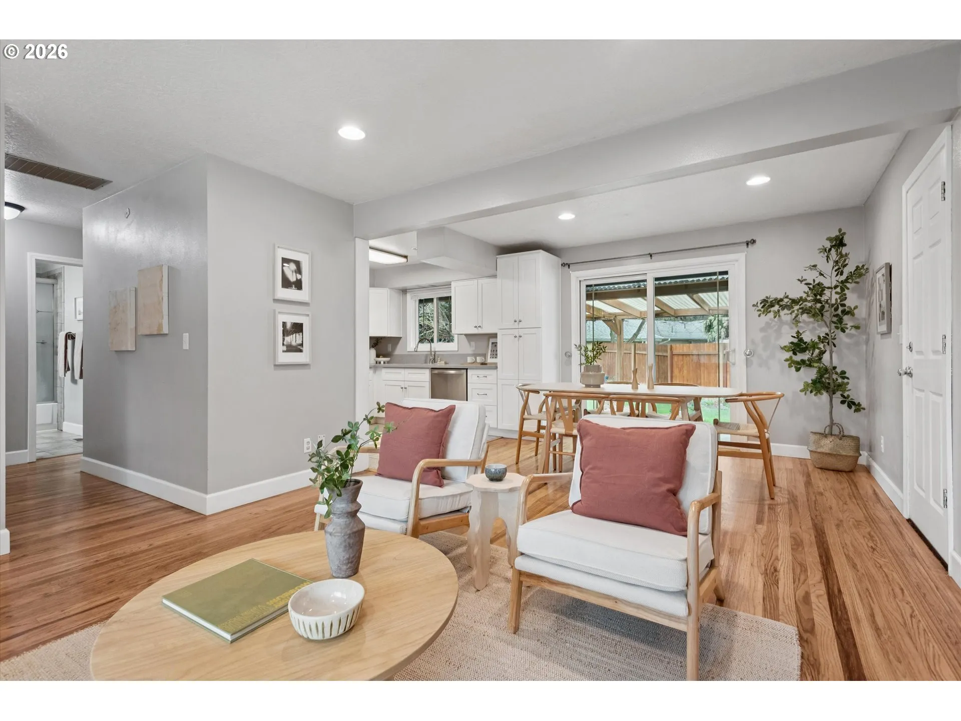 Living Room/Dining Room