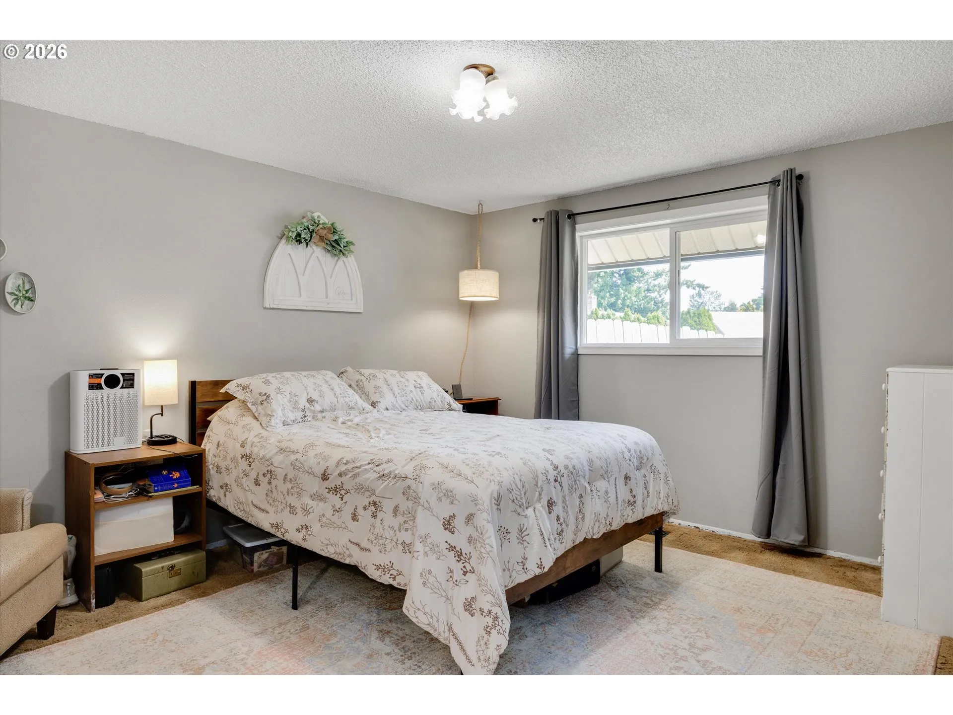 Bedroom, Primary