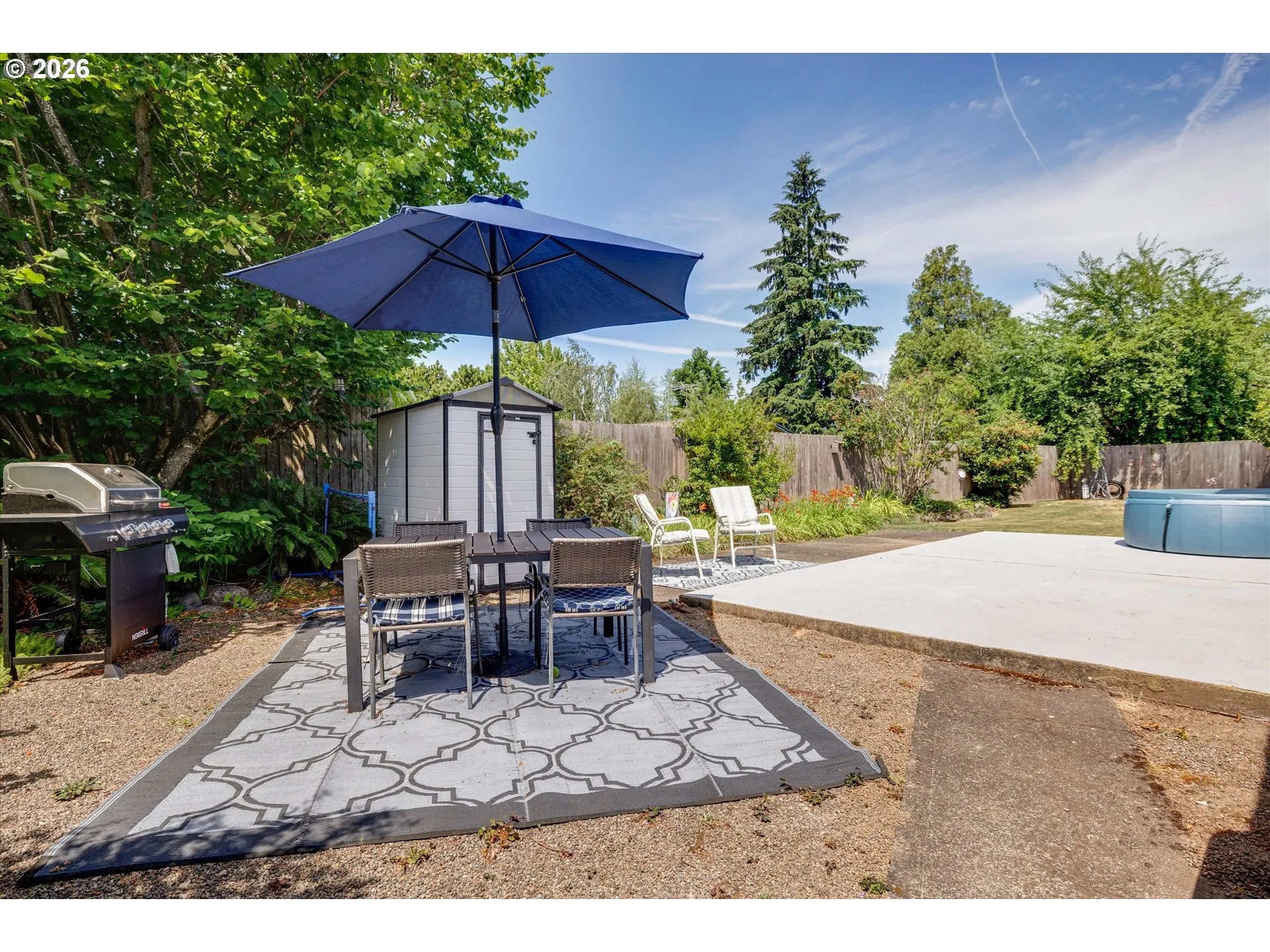 Yard-Fenced
