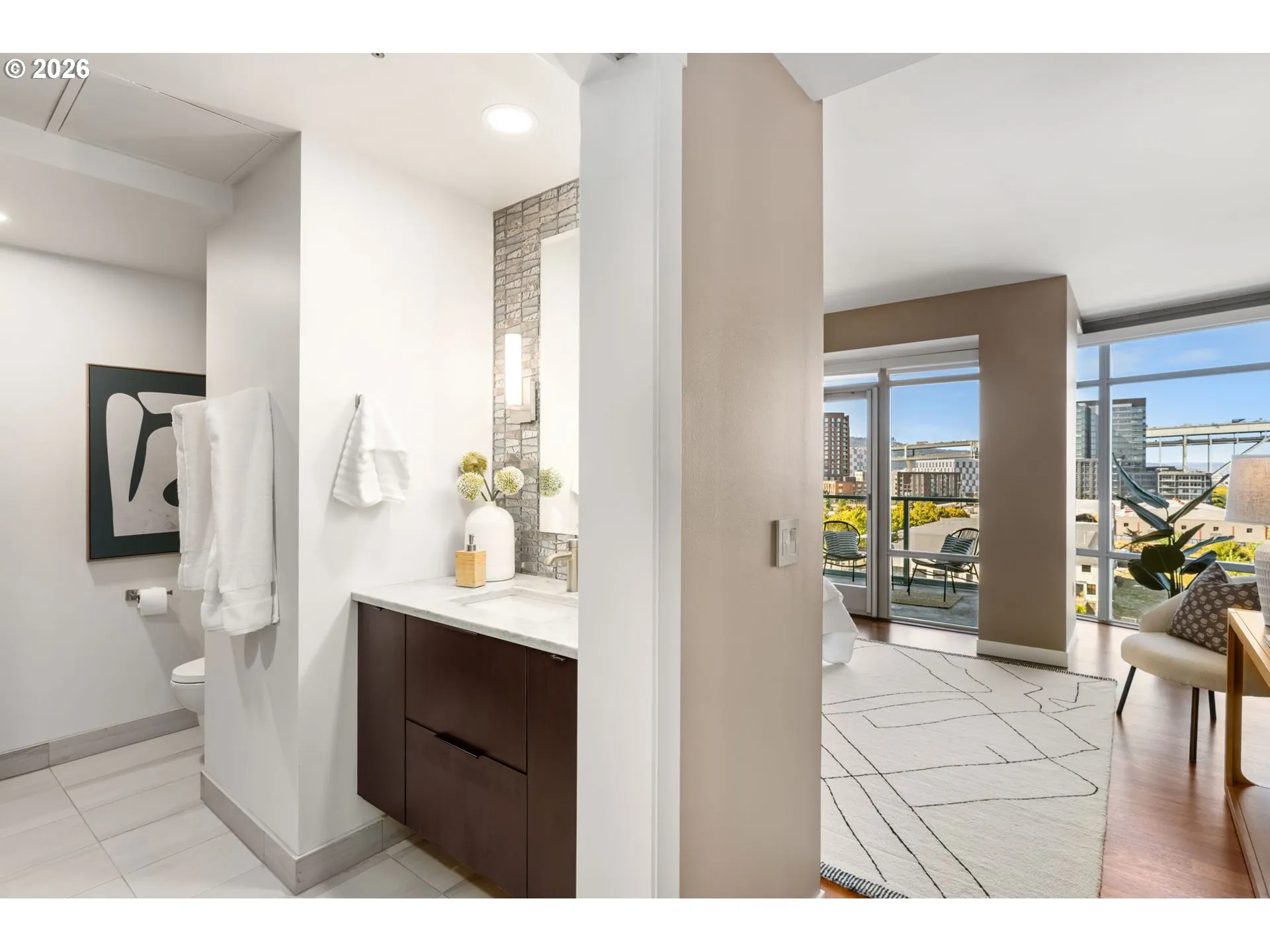 Bathroom, Attached