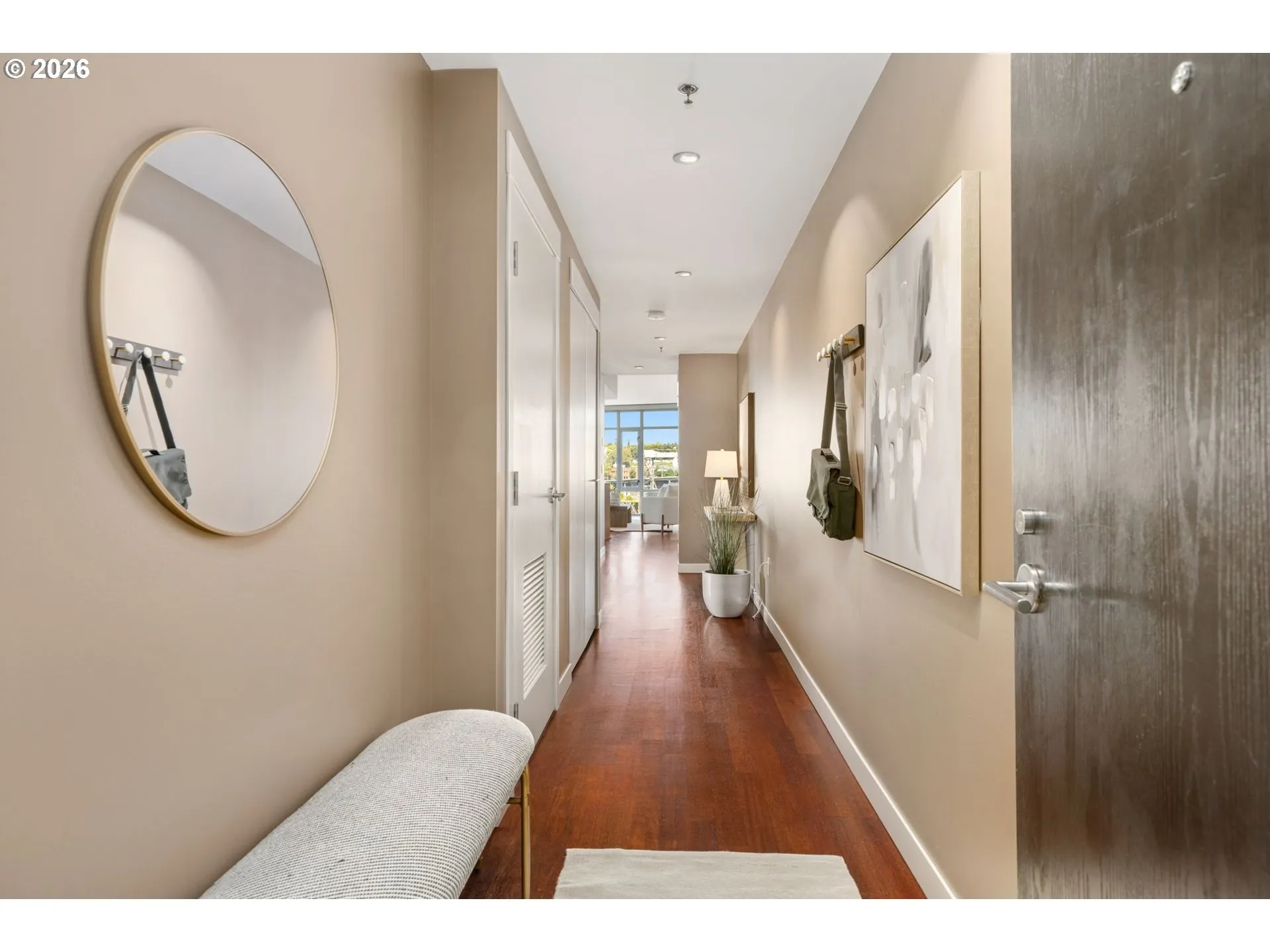 Entrance/Foyer