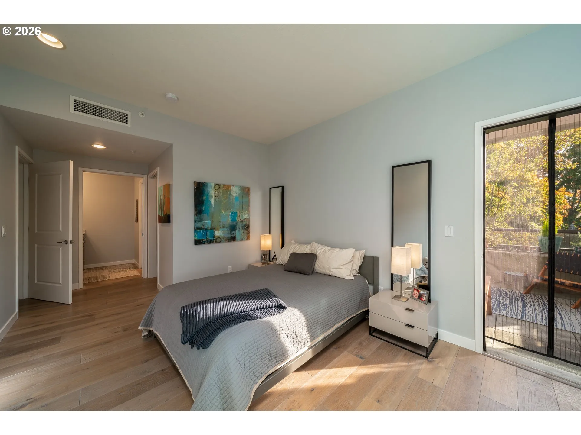 Bedroom, Primary