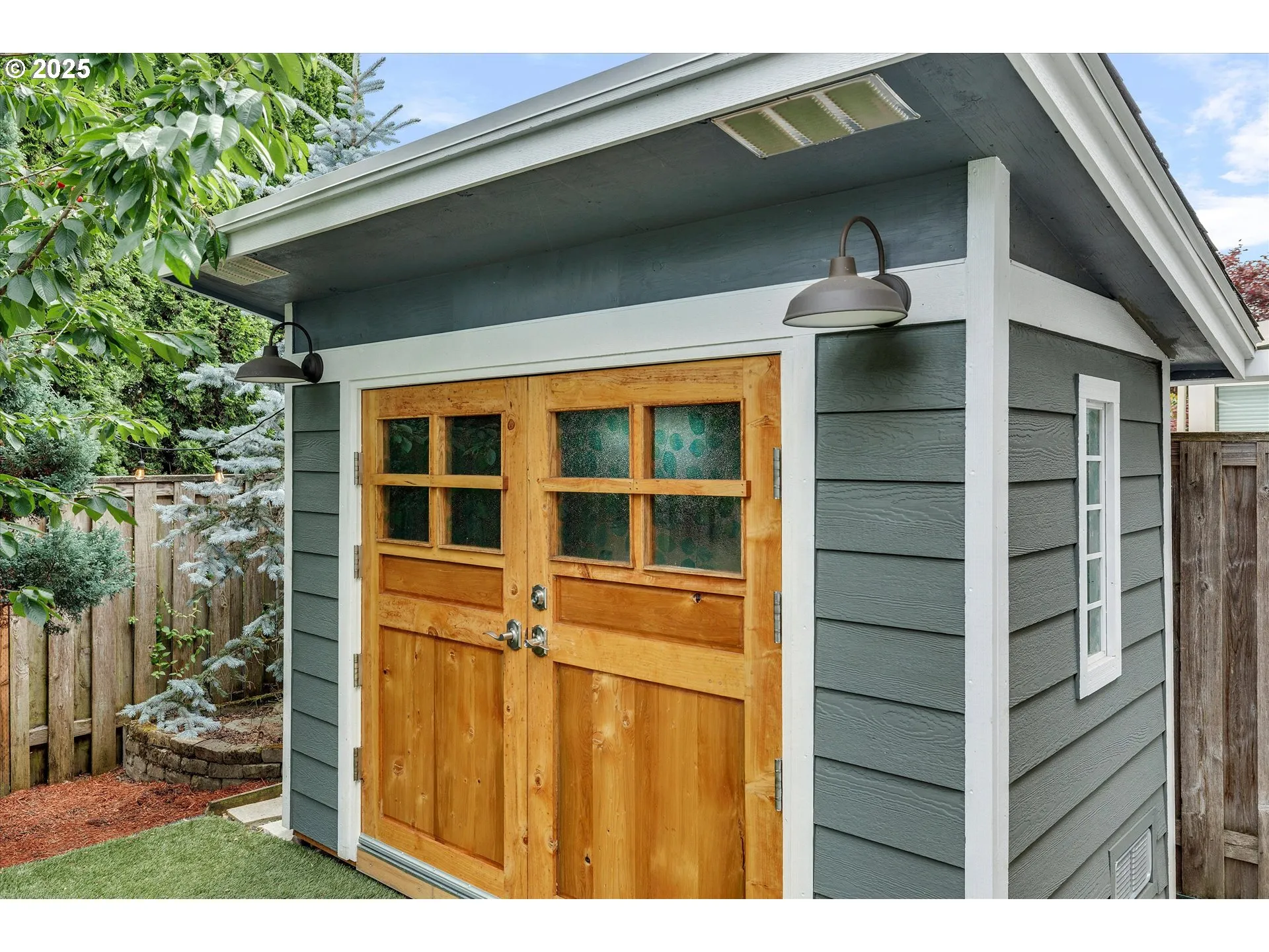Shed
