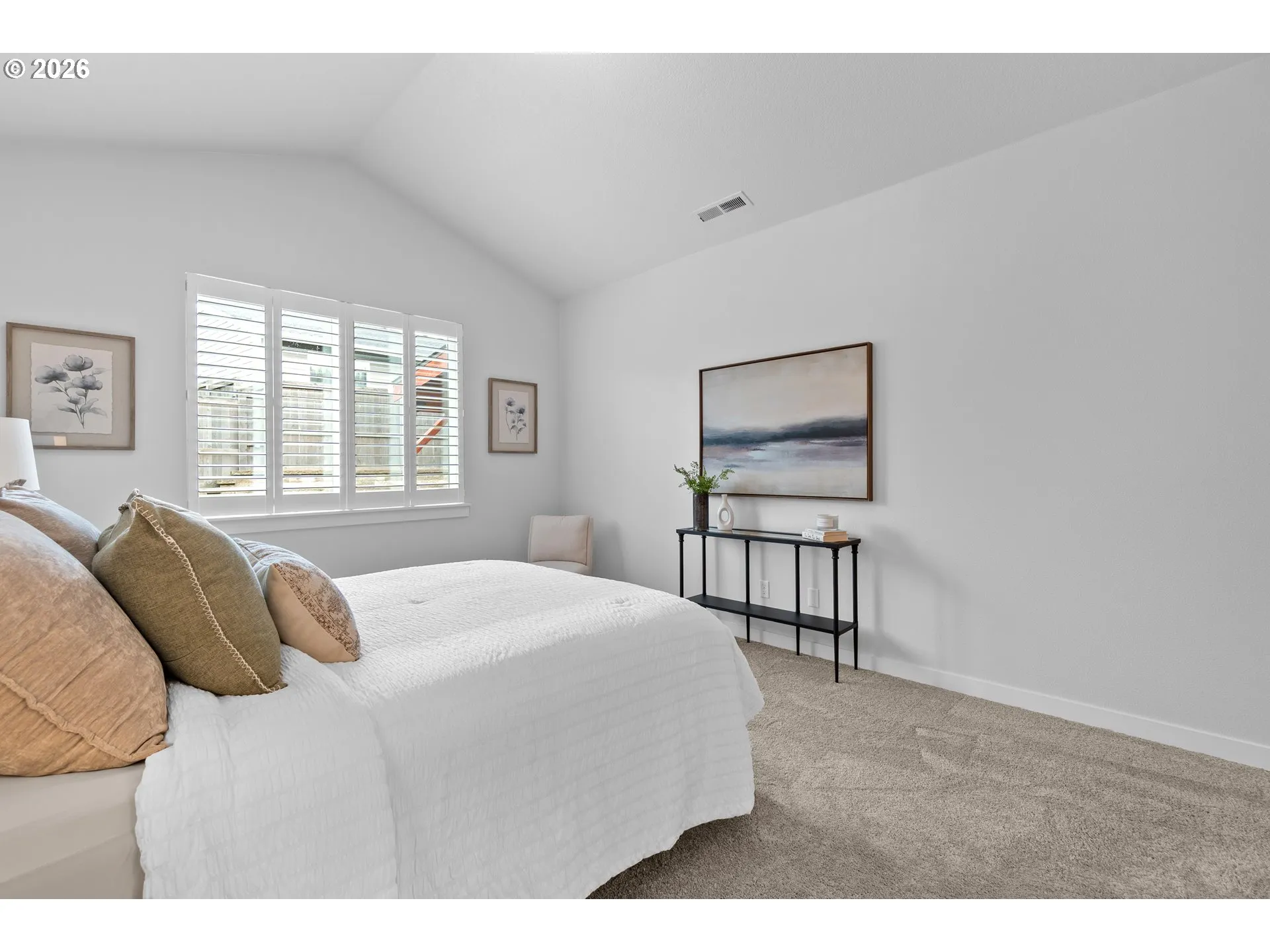 Bedroom, Primary
