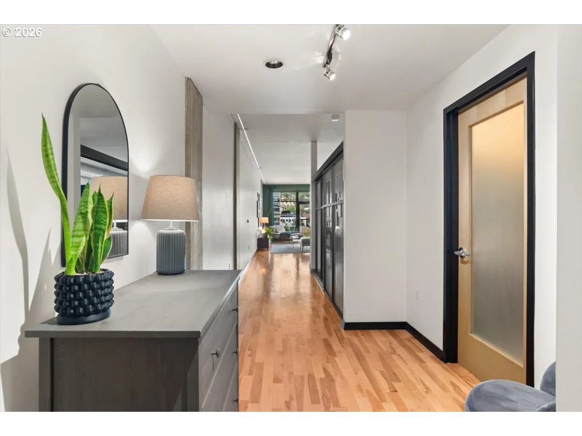 Entrance/Foyer