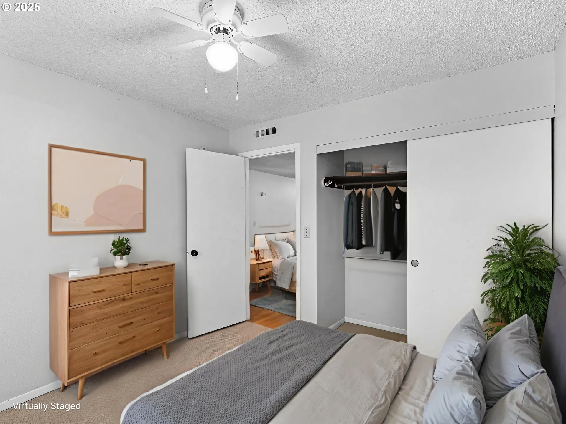 Bedroom-Ceiling Fan