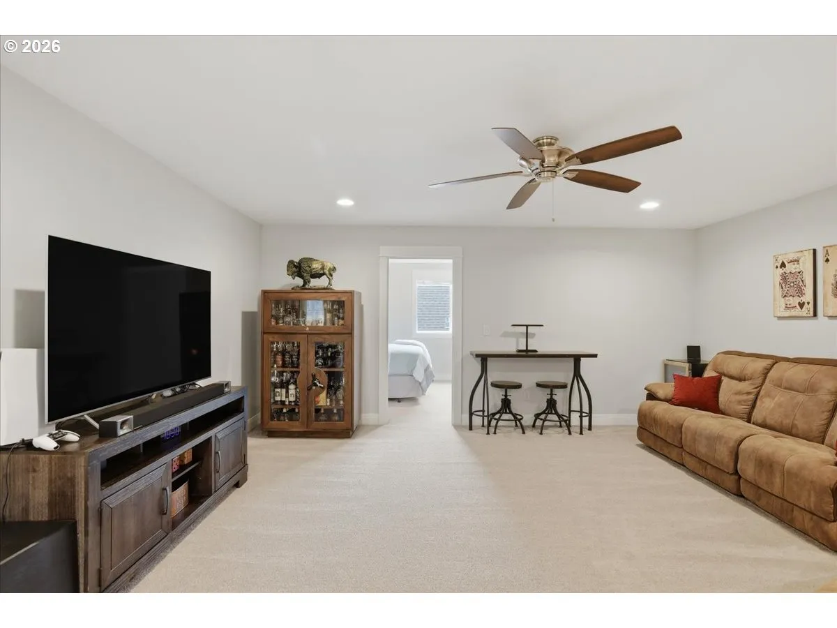 Family Room-Upper