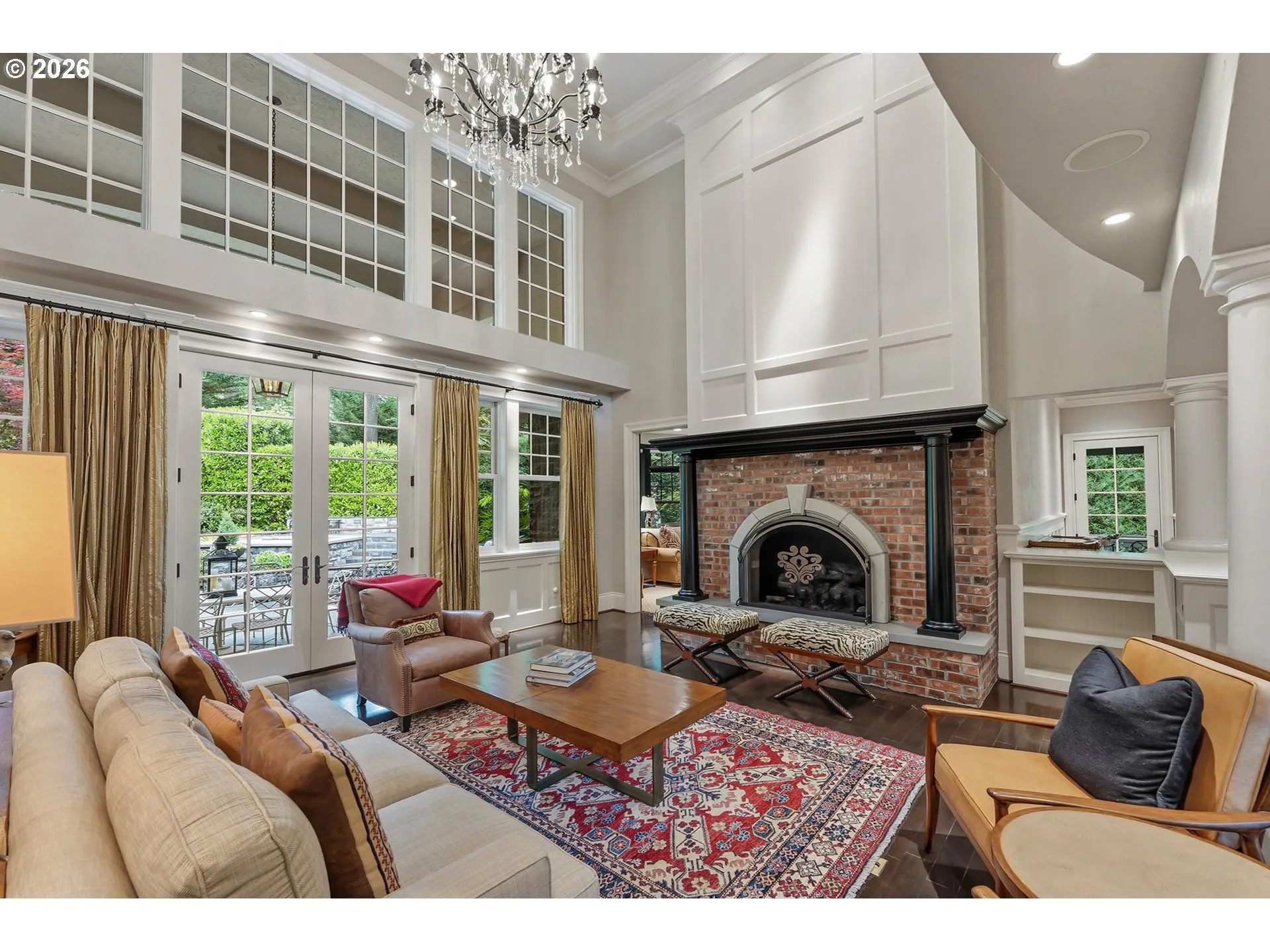 Living Room-Fireplace