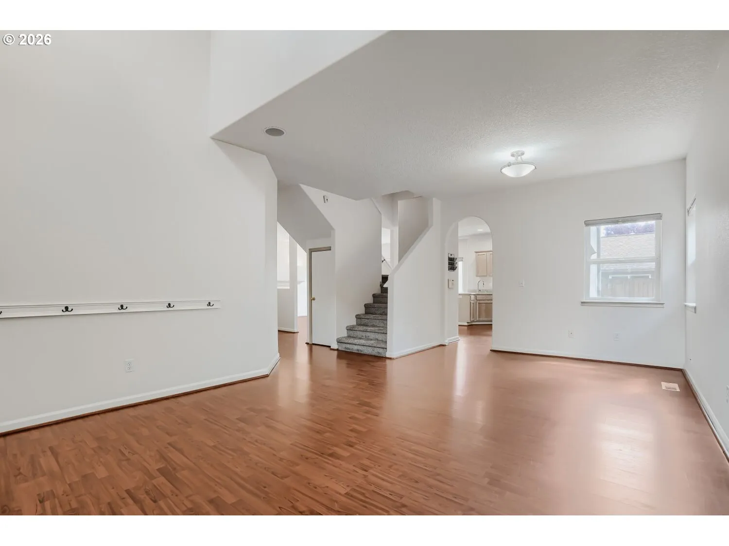 Living Room-Vaulted Ceilings