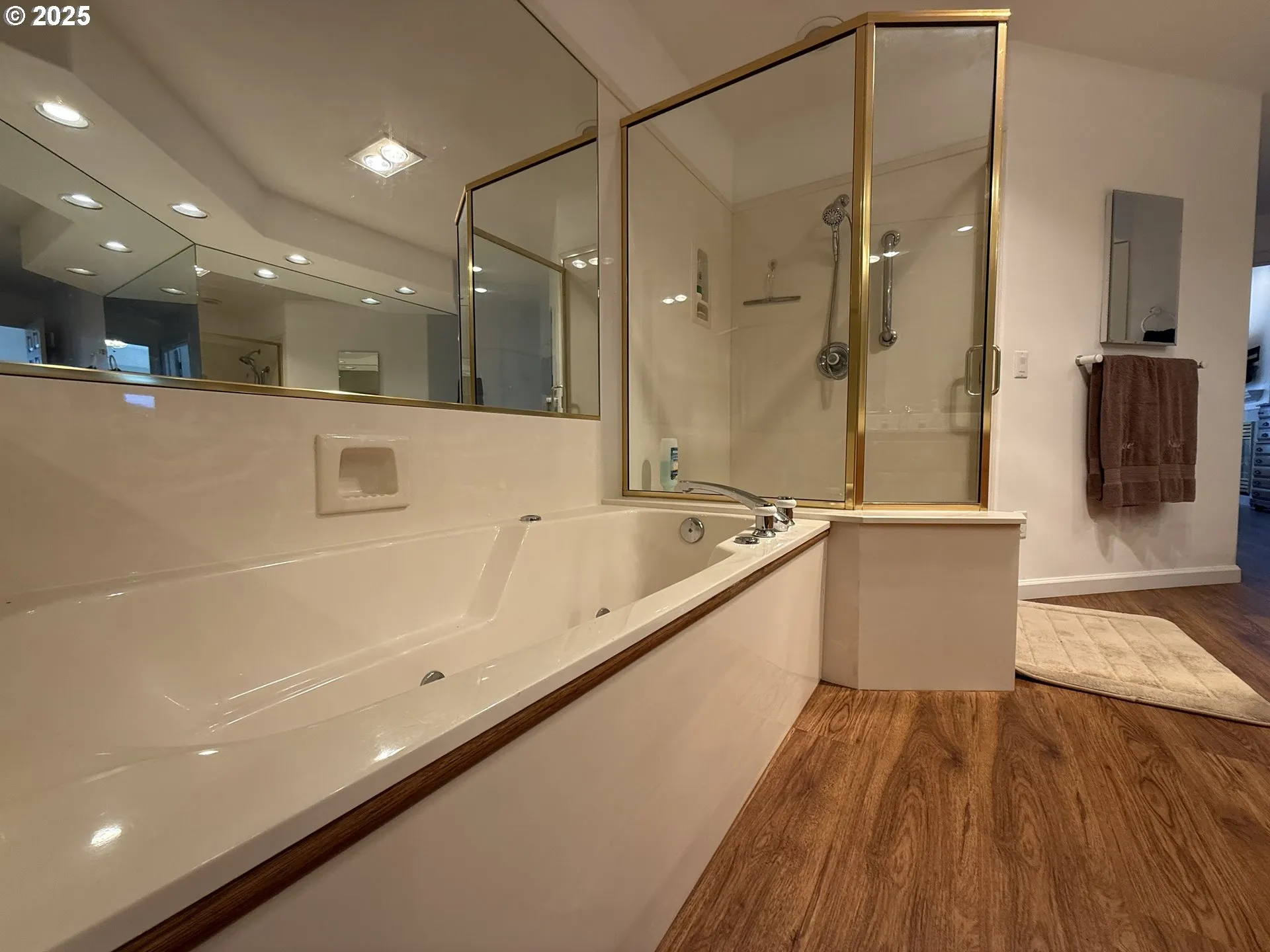 Bathroom, Attached-Walk in Shower