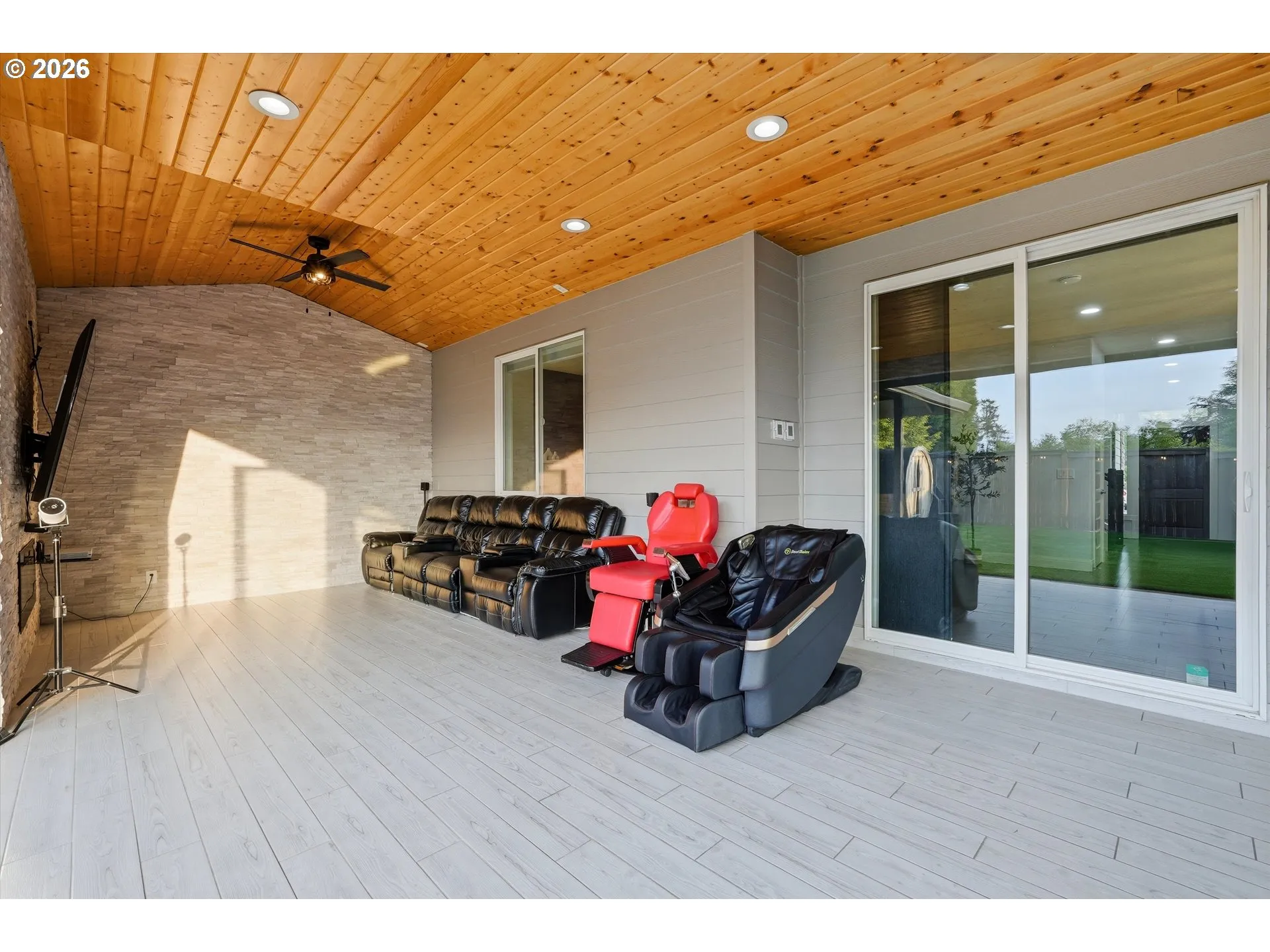 Family Room-Ceiling Fan