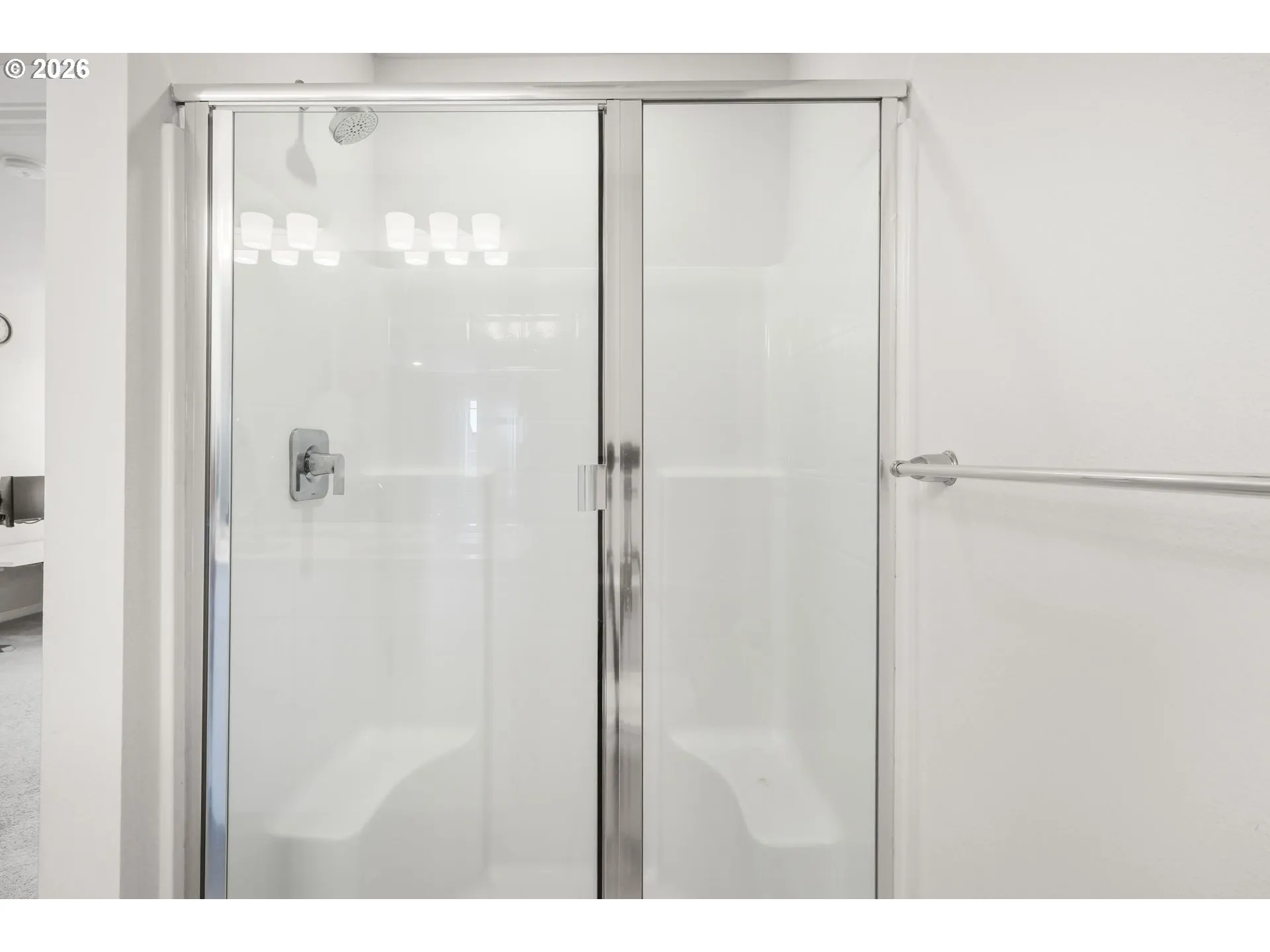 Bathroom-Upper