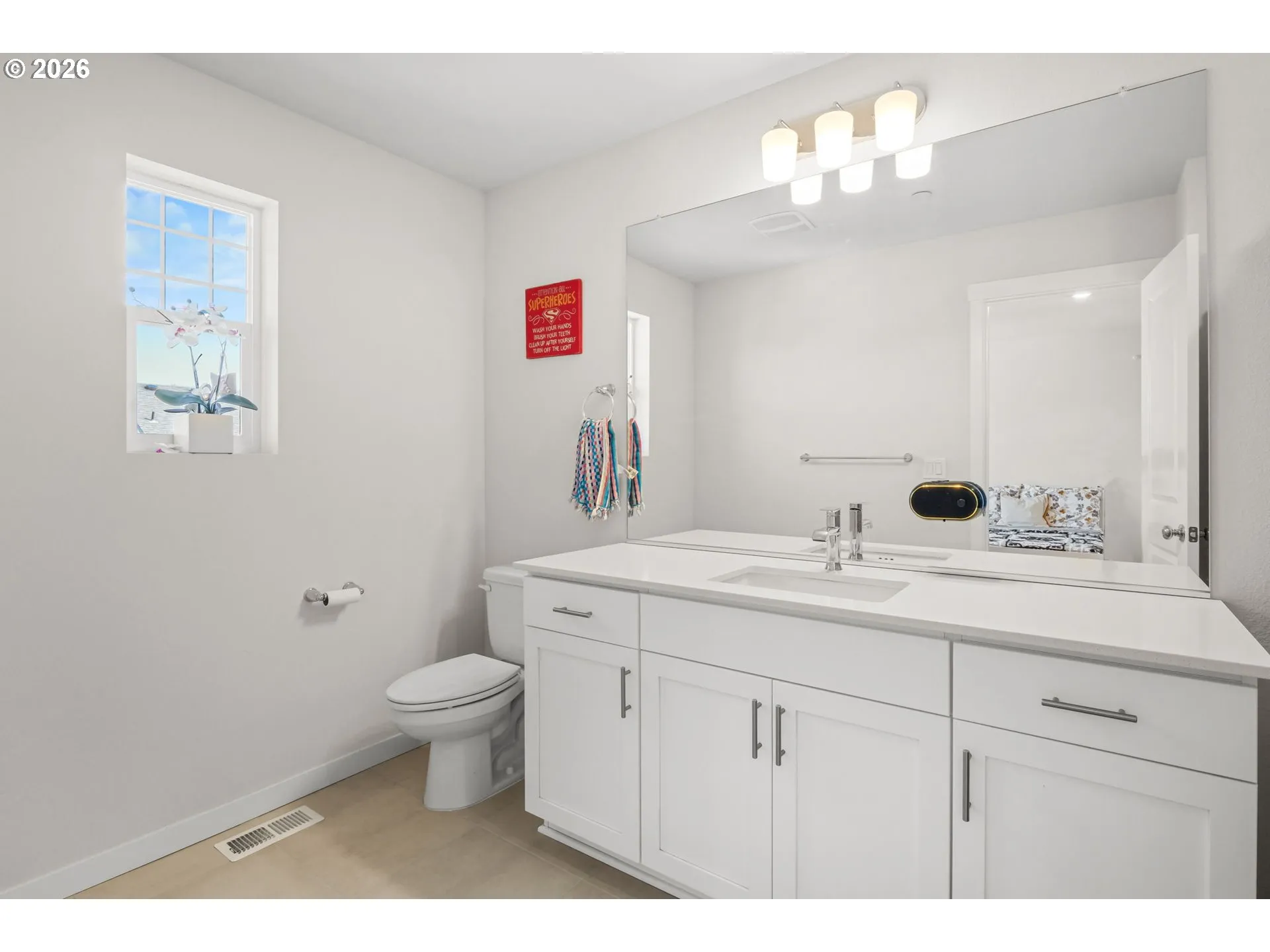 Bathroom-Upper