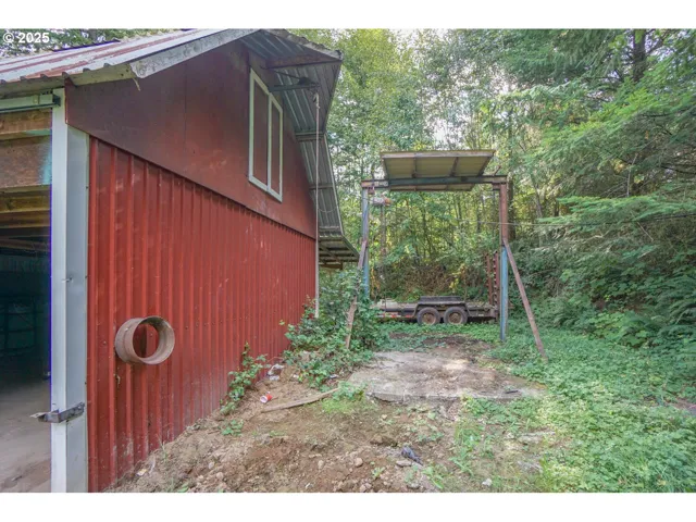Barn