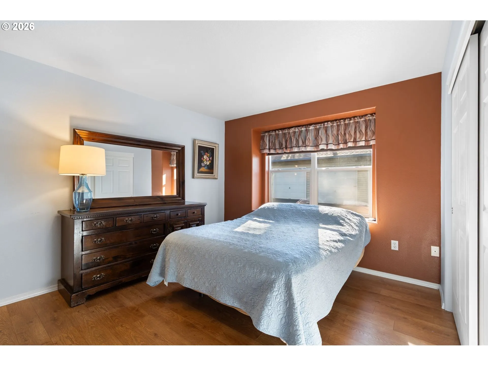 Bedroom, Primary