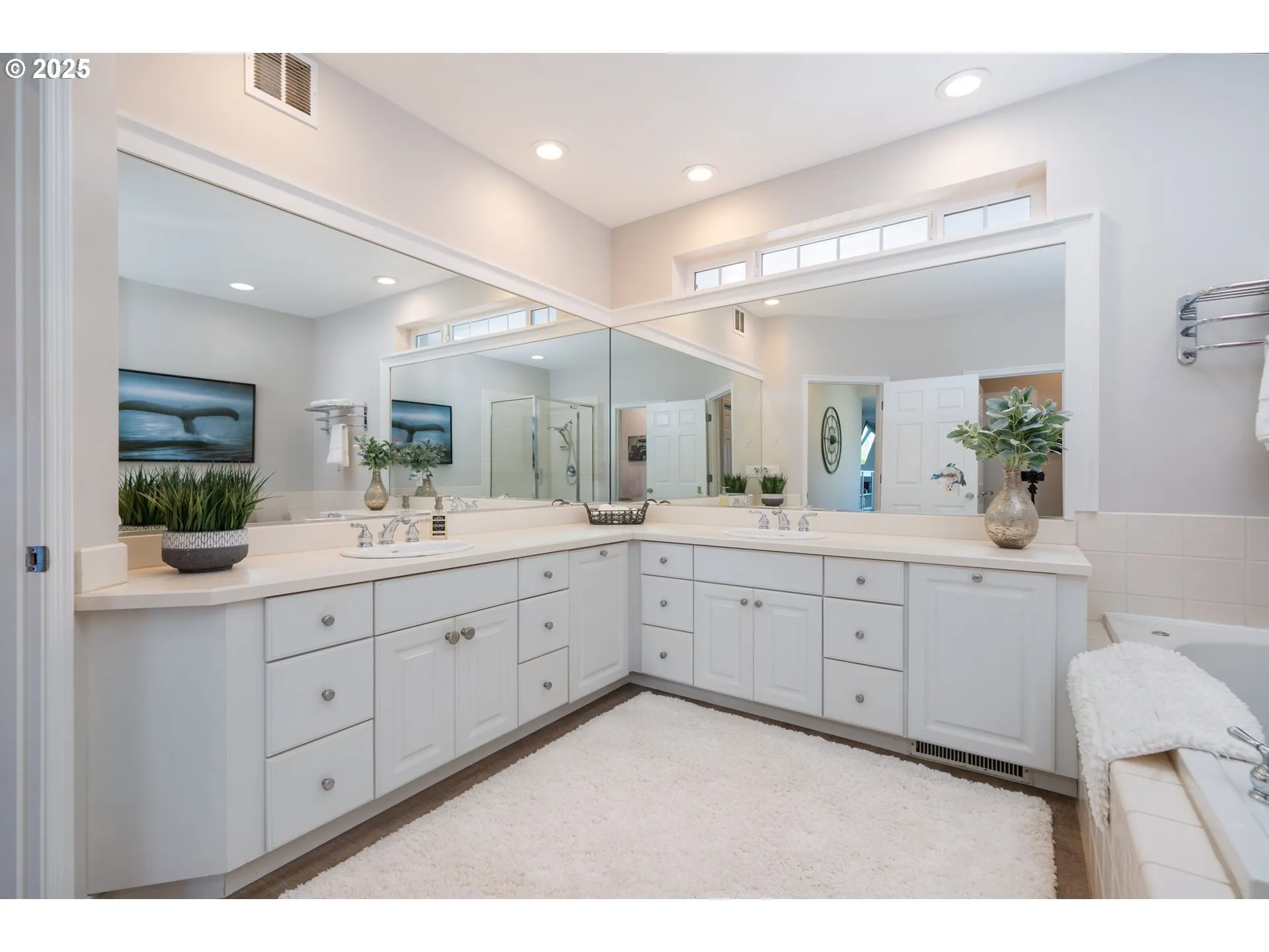En Suite Bathroom