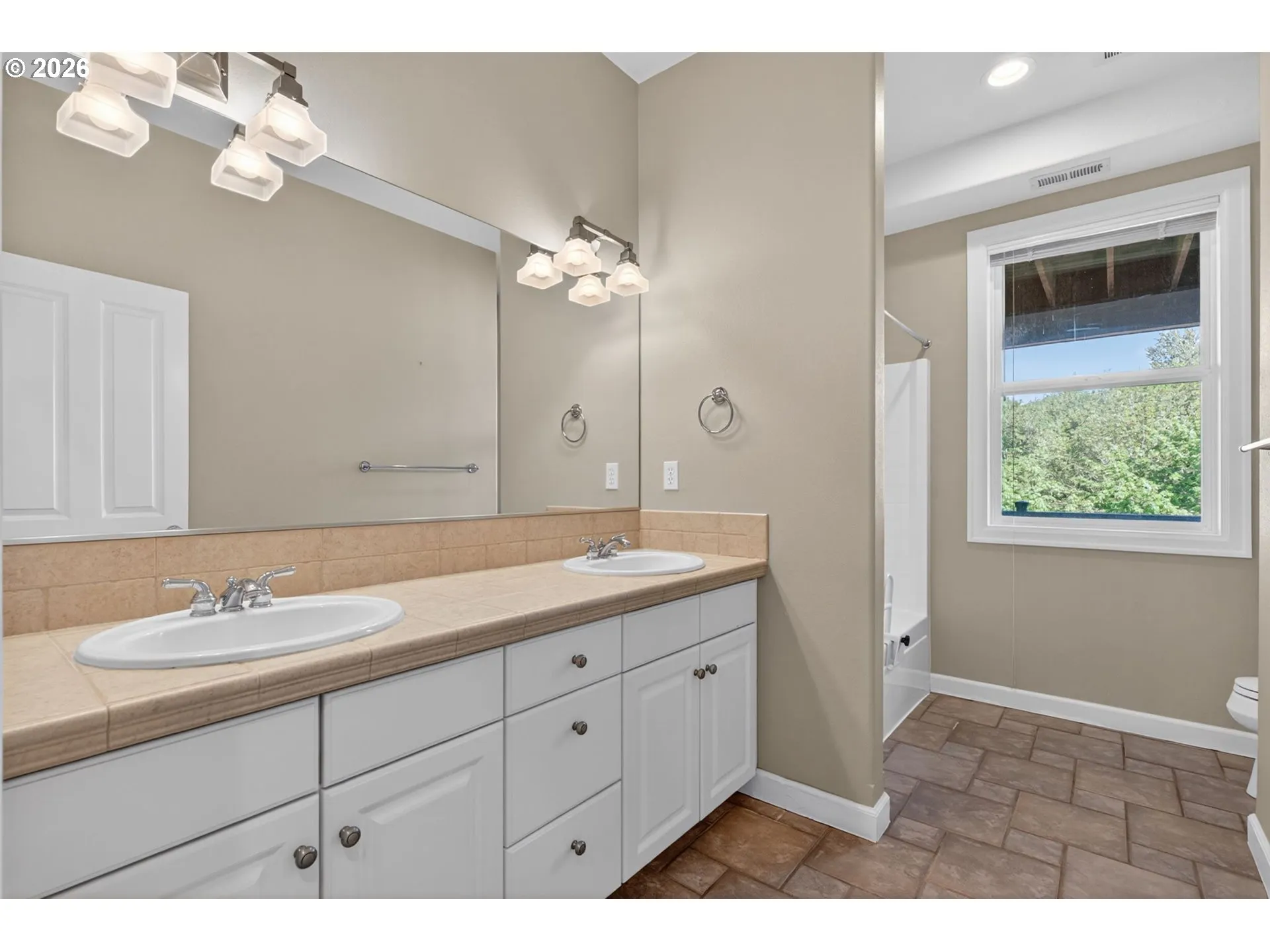 Bathroom-Lower