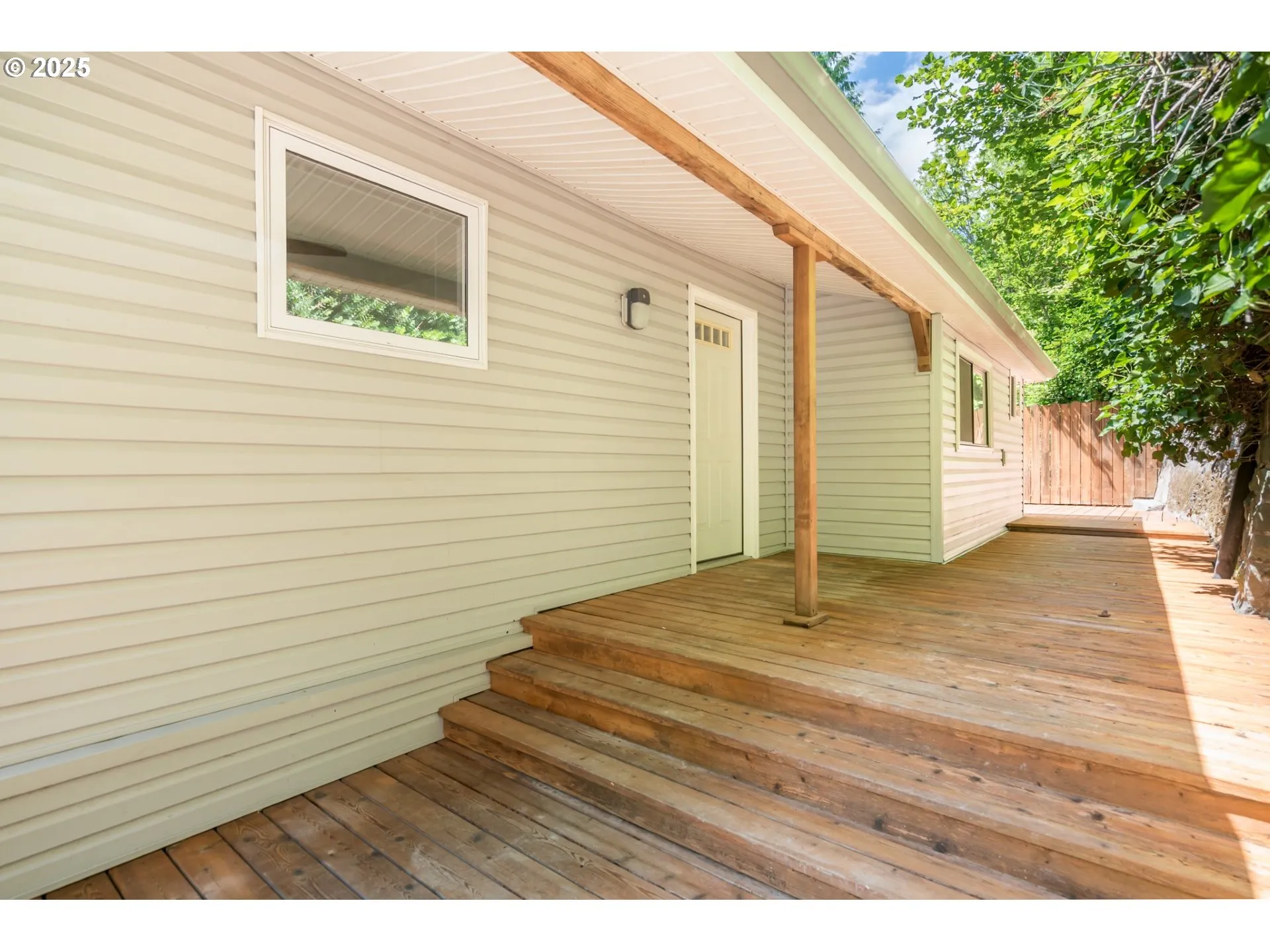 Deck-Main