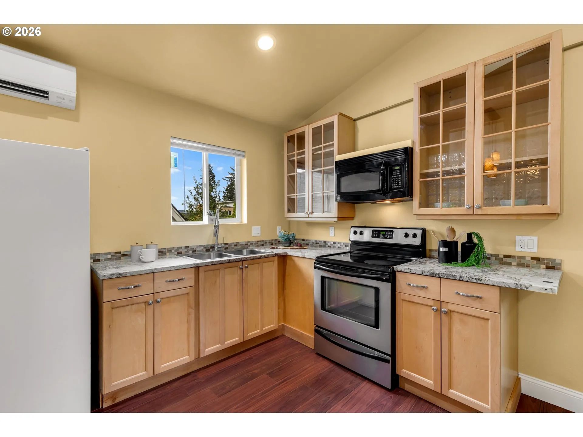 Kitchen-Oven