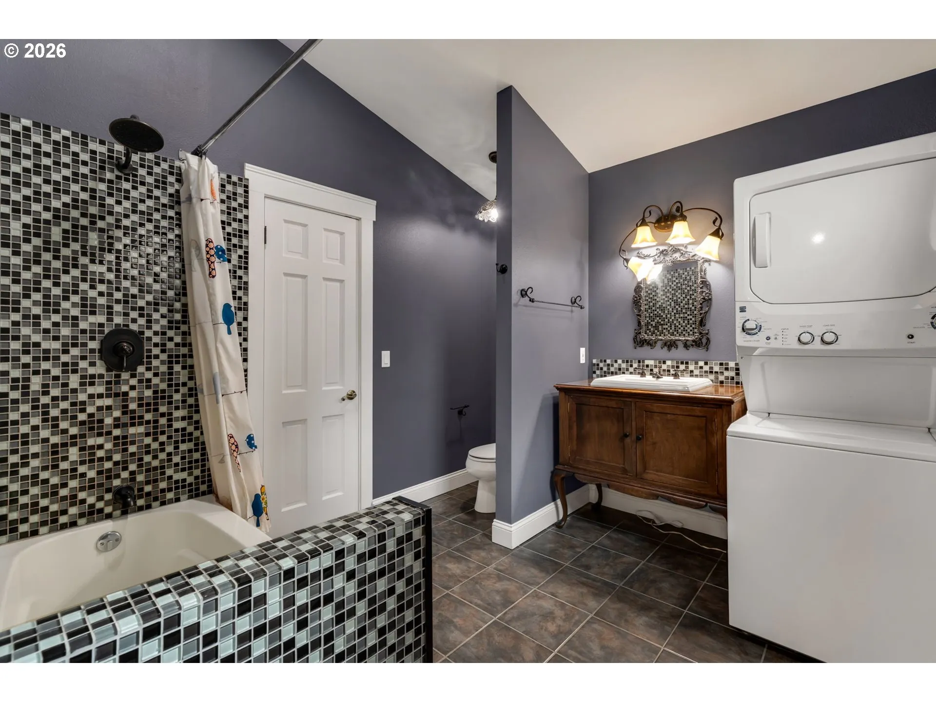 En Suite Bathroom