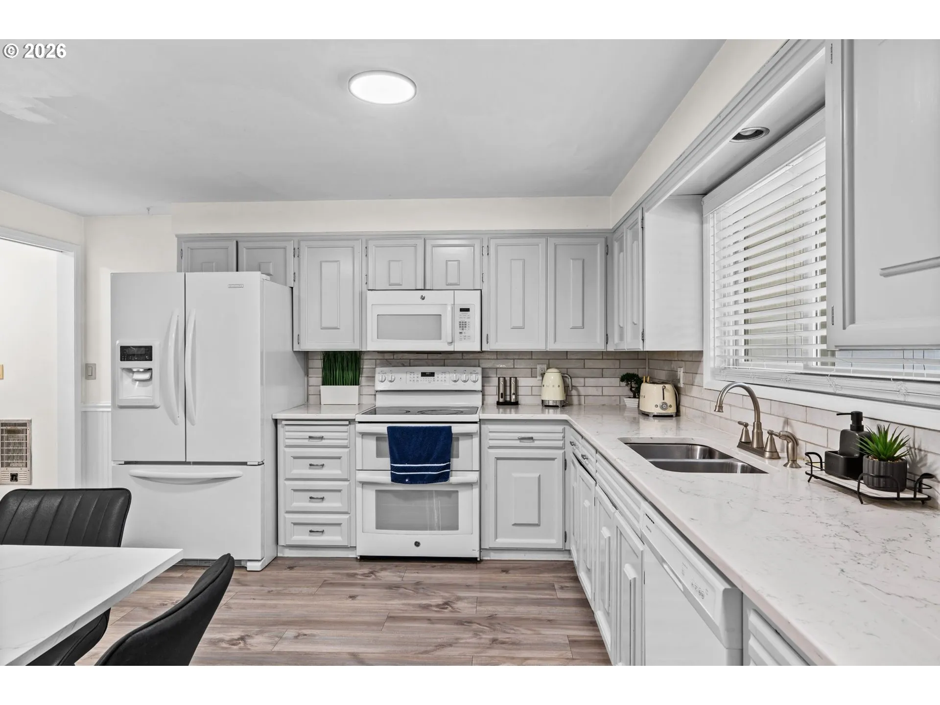 Kitchen-Oven