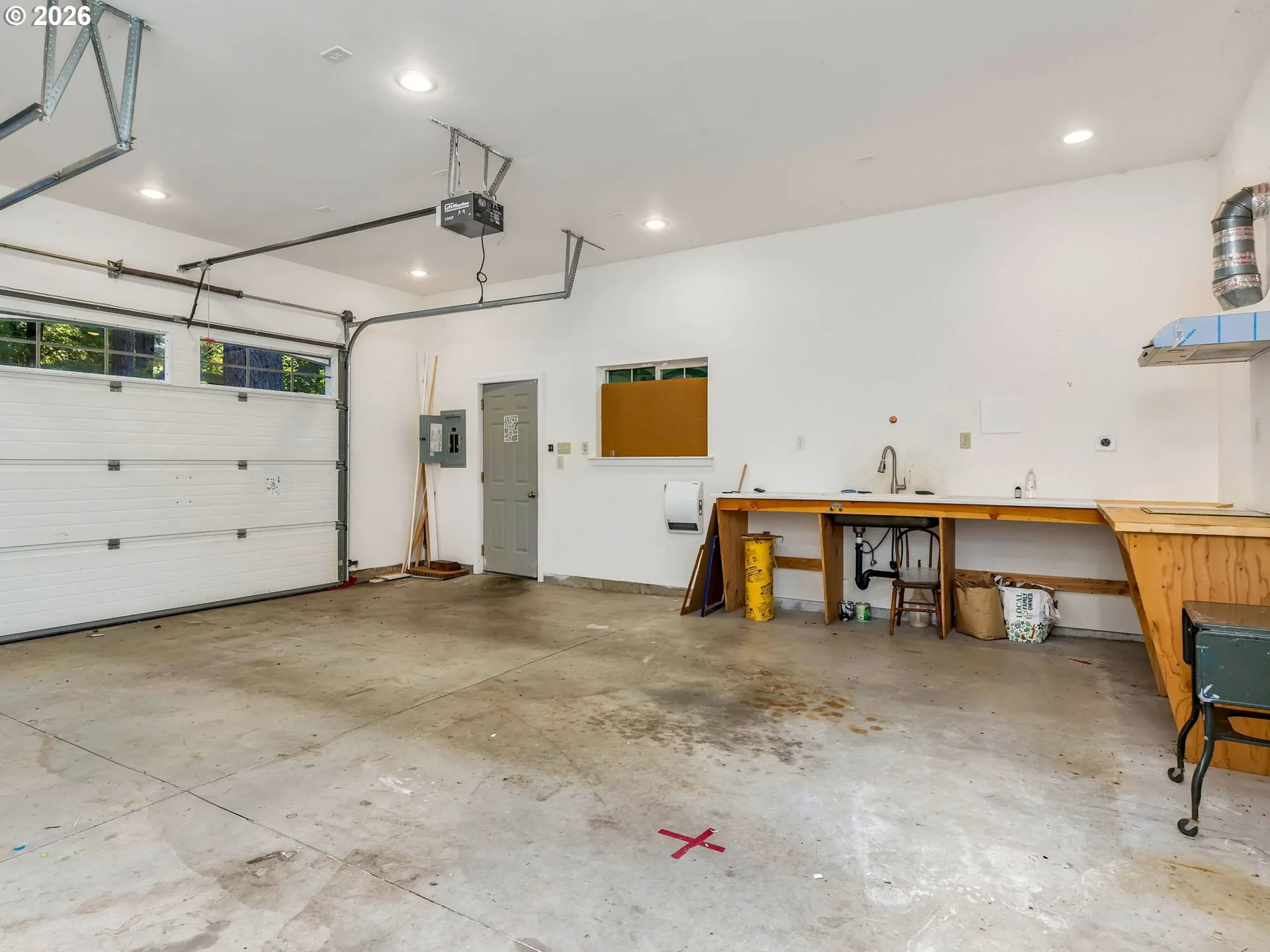 Garage