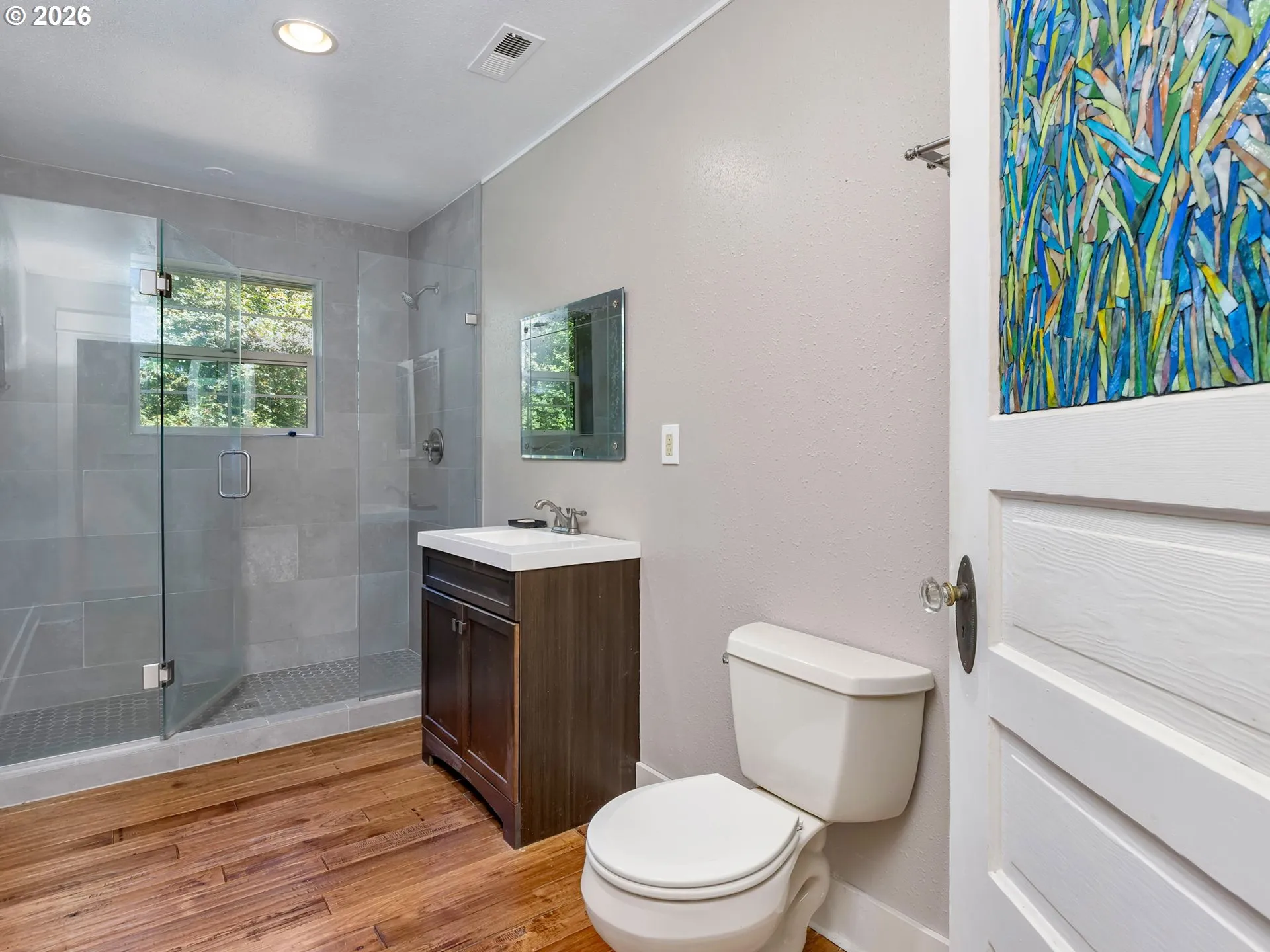 Bathroom-Upper