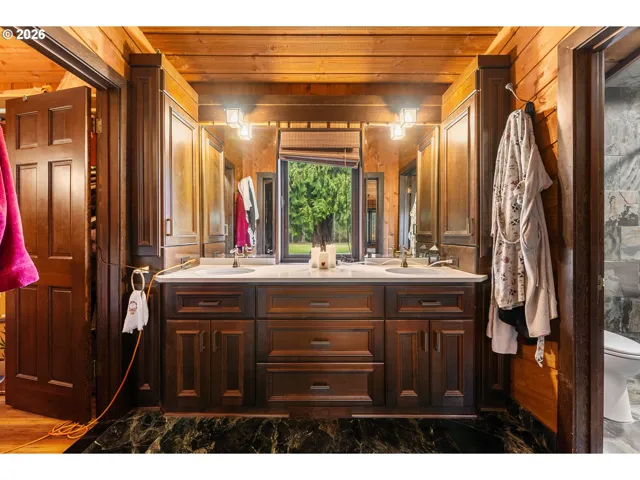Bathroom-Double Sinks