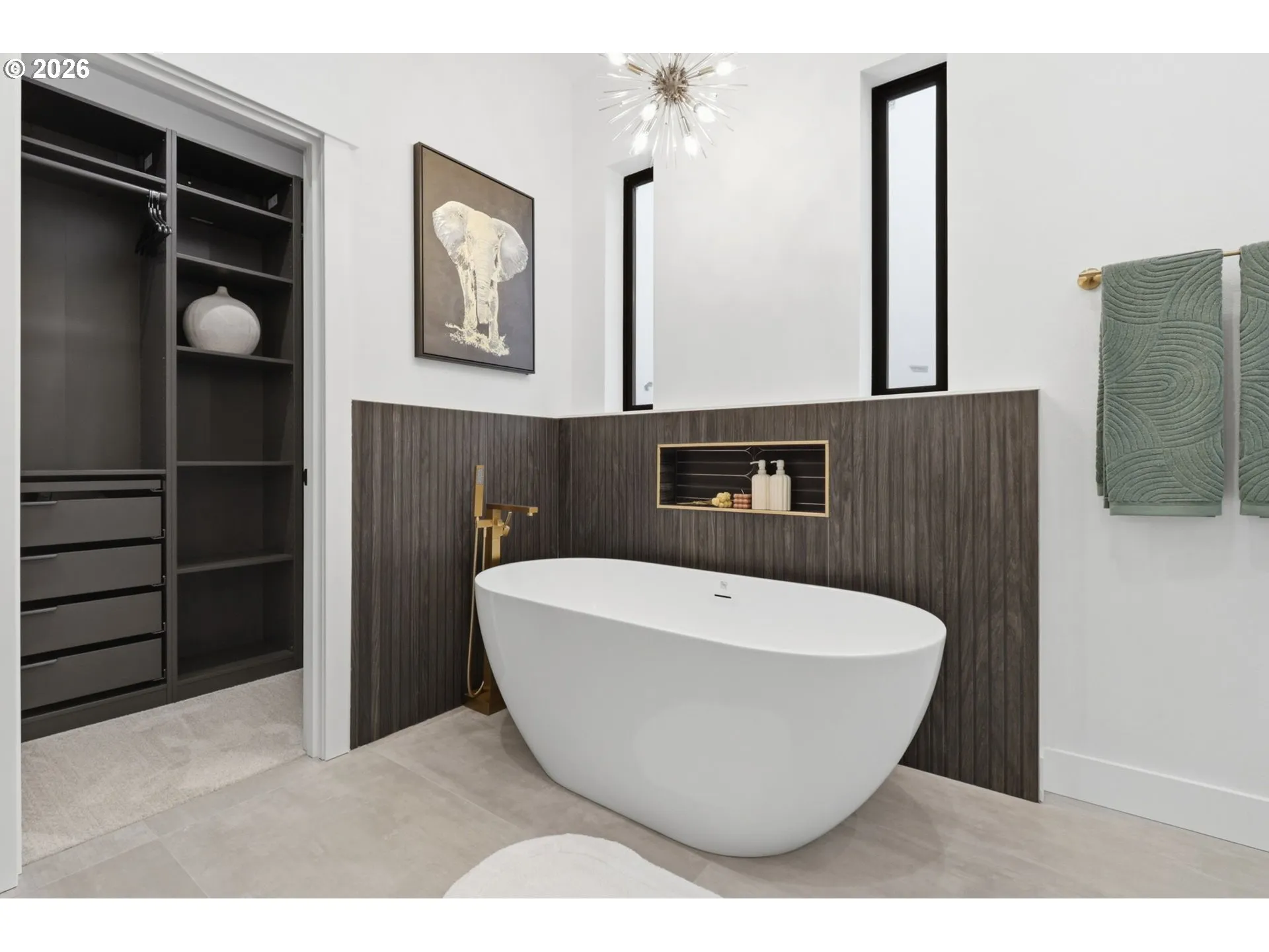 Bathroom-Upper
