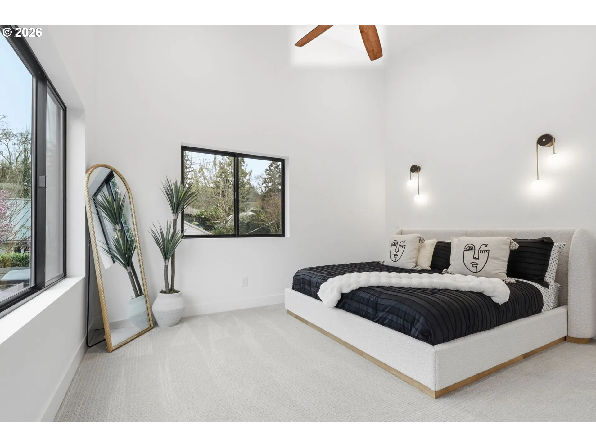 Bedroom, Primary