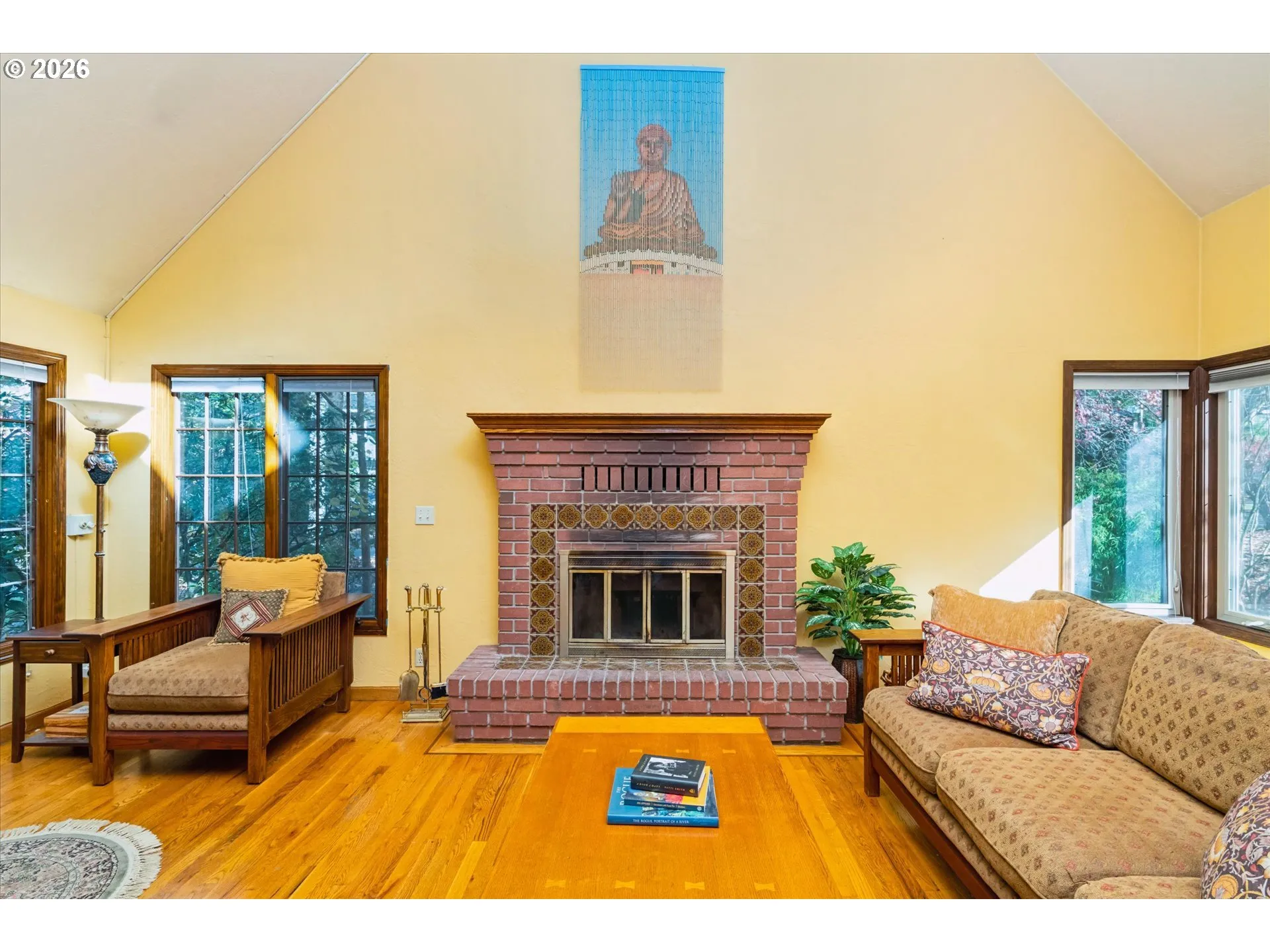 Living Room-Fireplace