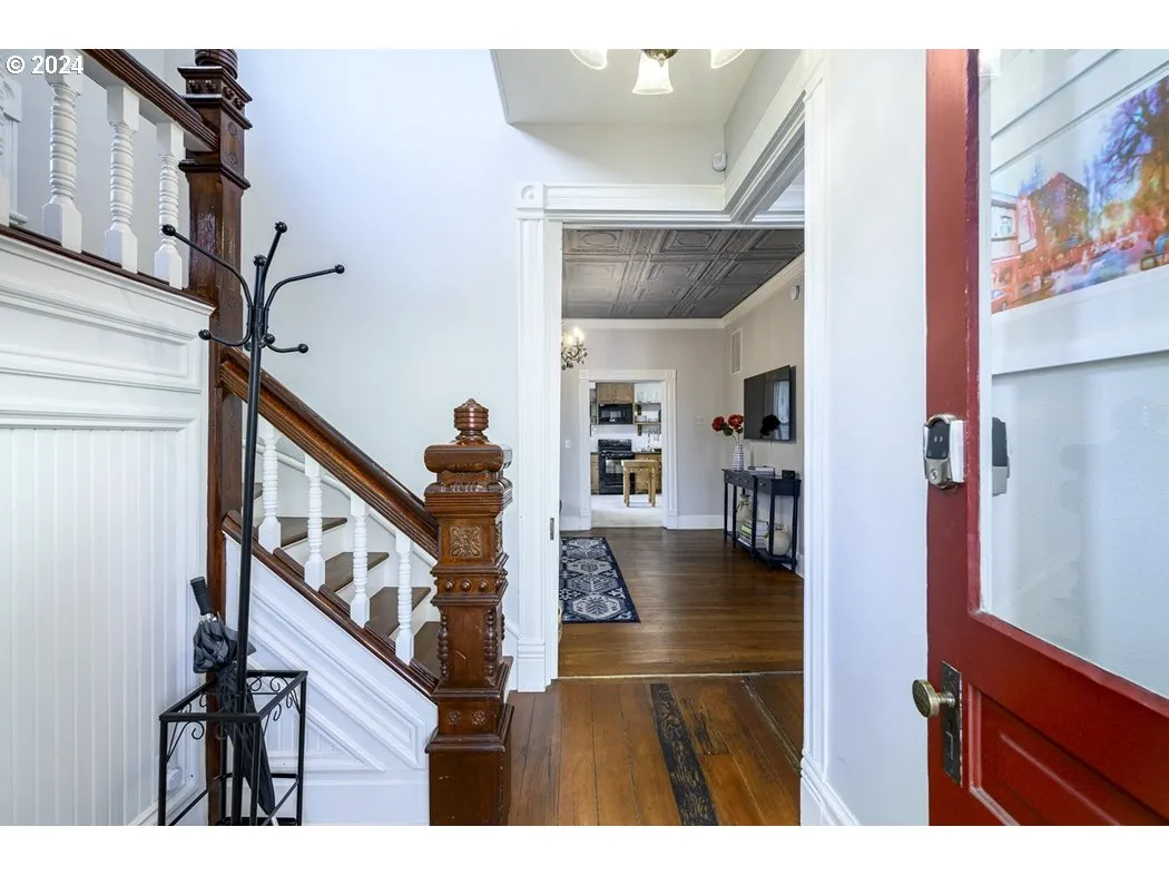 Entrance/Foyer