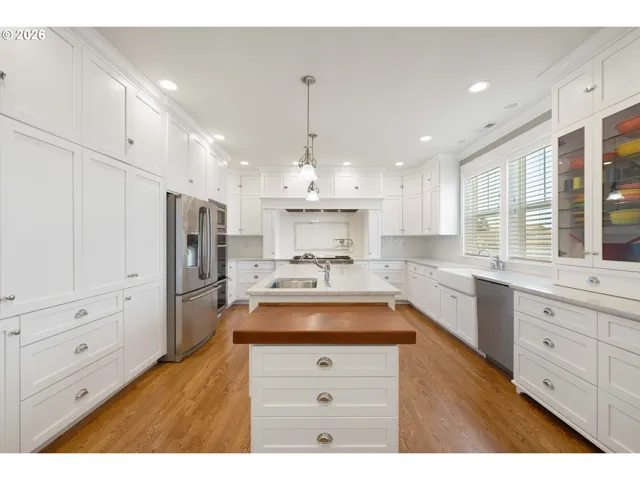 Kitchen-Island
