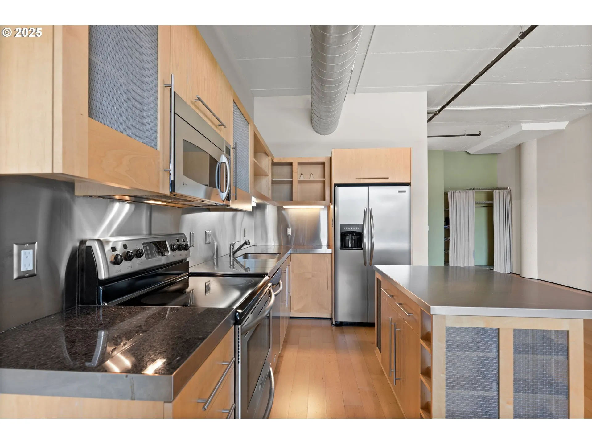 Living Room/Dining Room